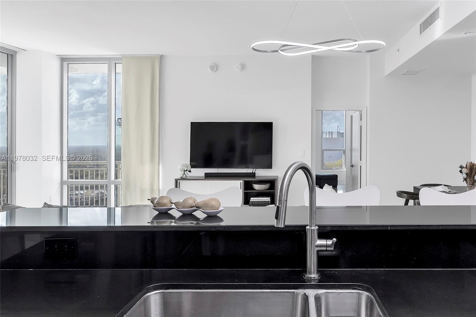 9066 SW 73rd Ct, Unit PH2402 - 6