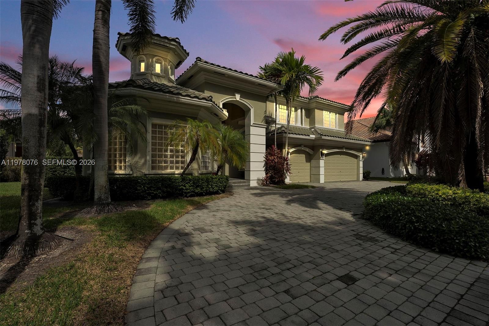 10221 BLUE PALM ST - 2