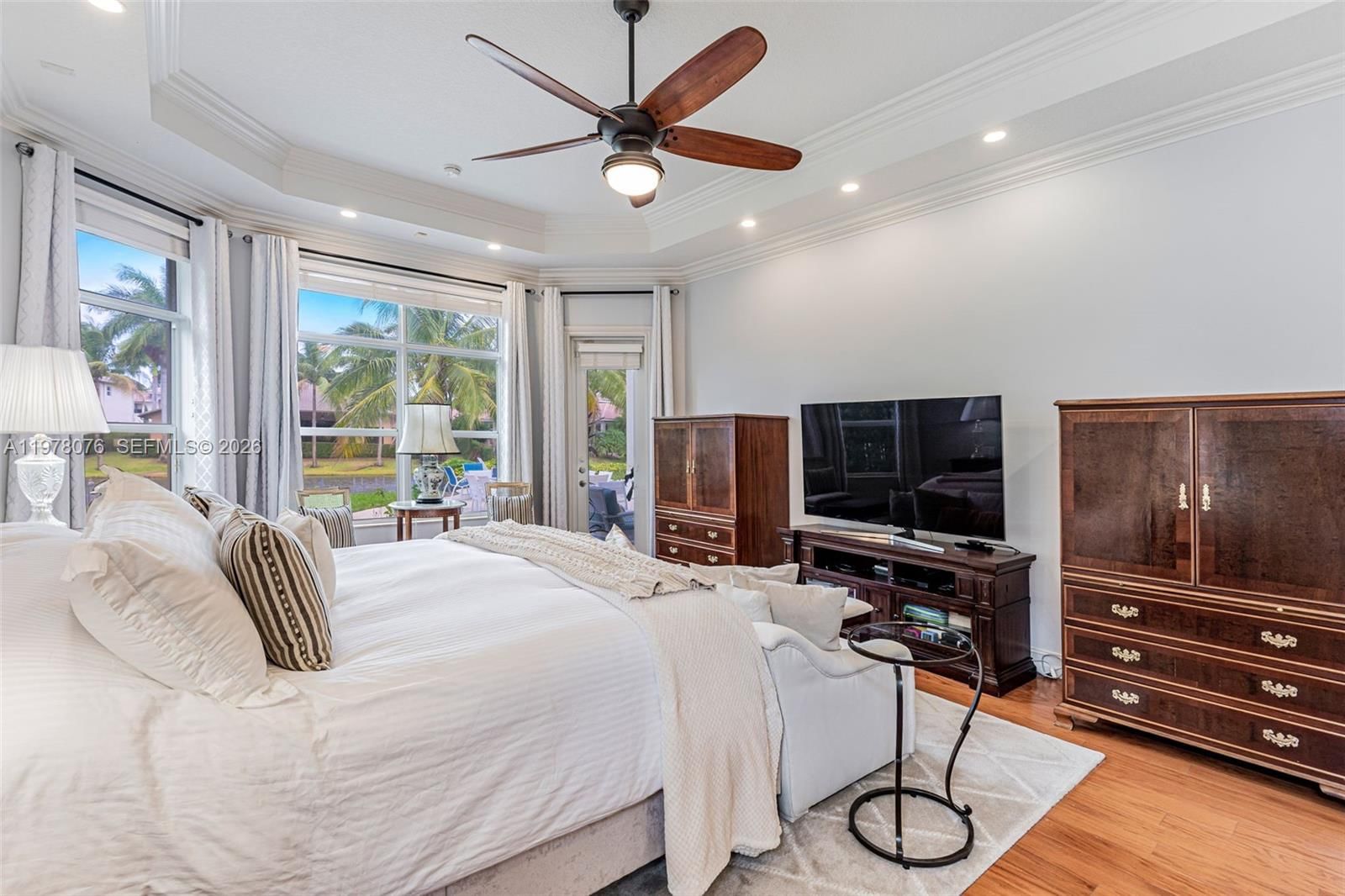 10221 BLUE PALM ST - 22