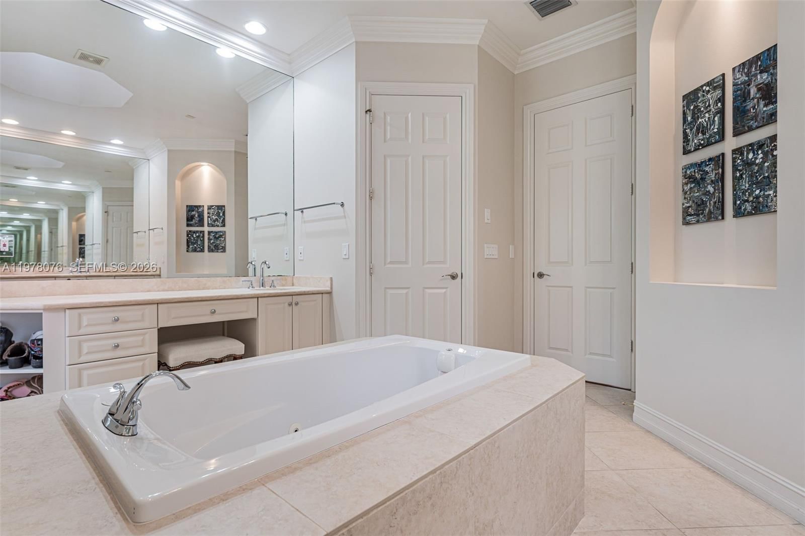 10221 BLUE PALM ST - 27