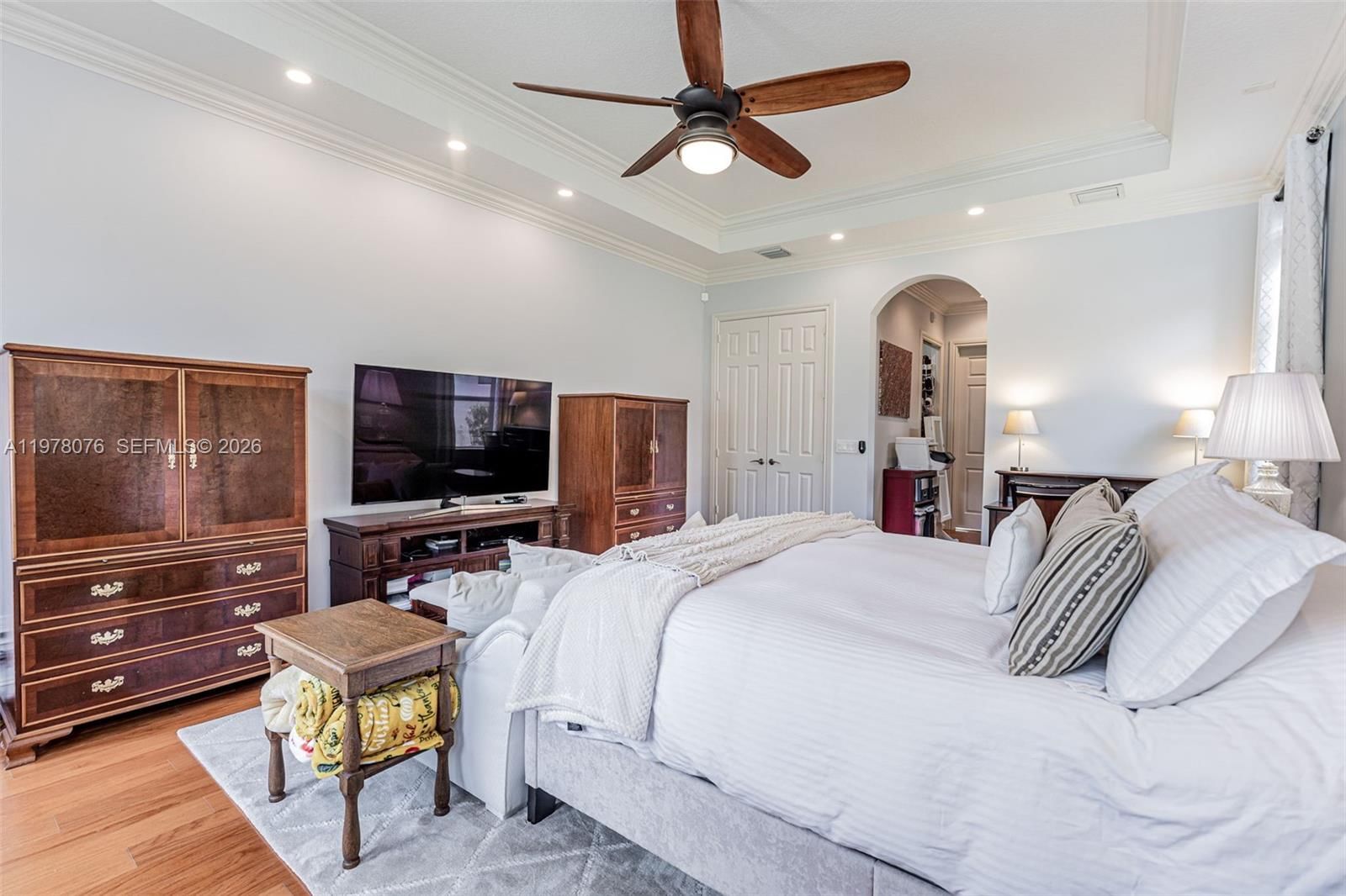 10221 BLUE PALM ST - 41