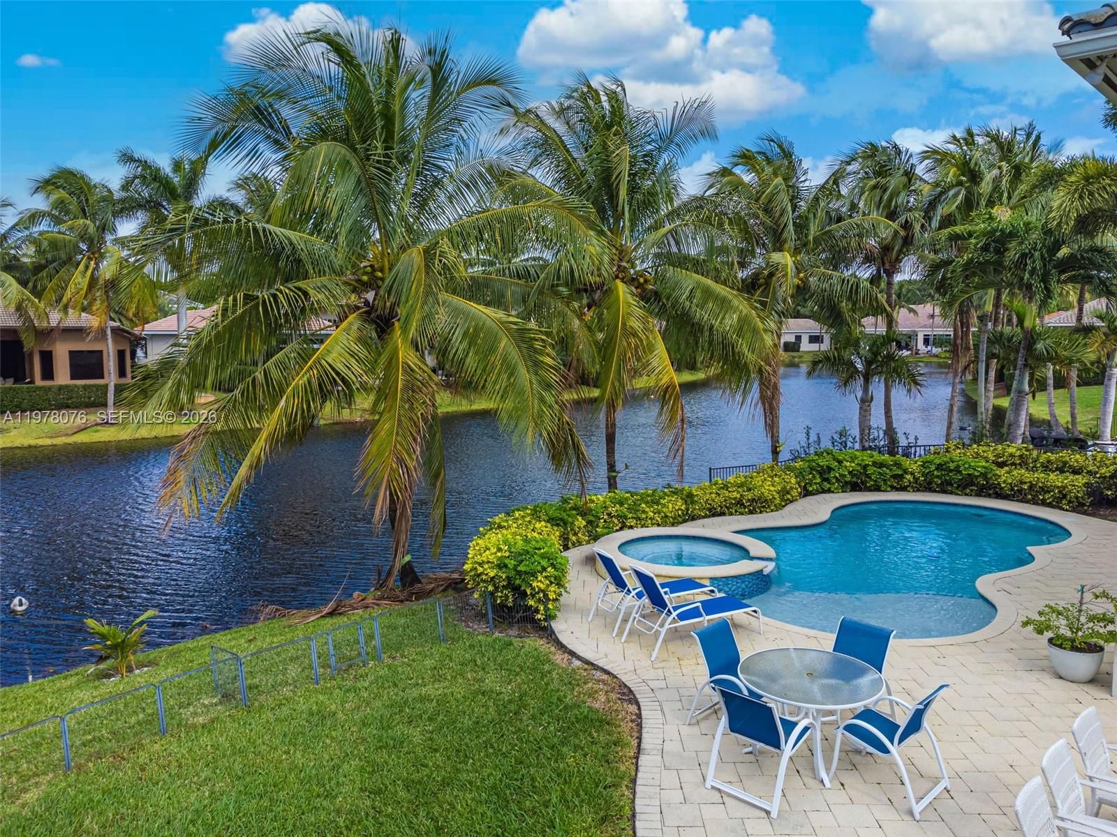 10221 BLUE PALM ST - 55