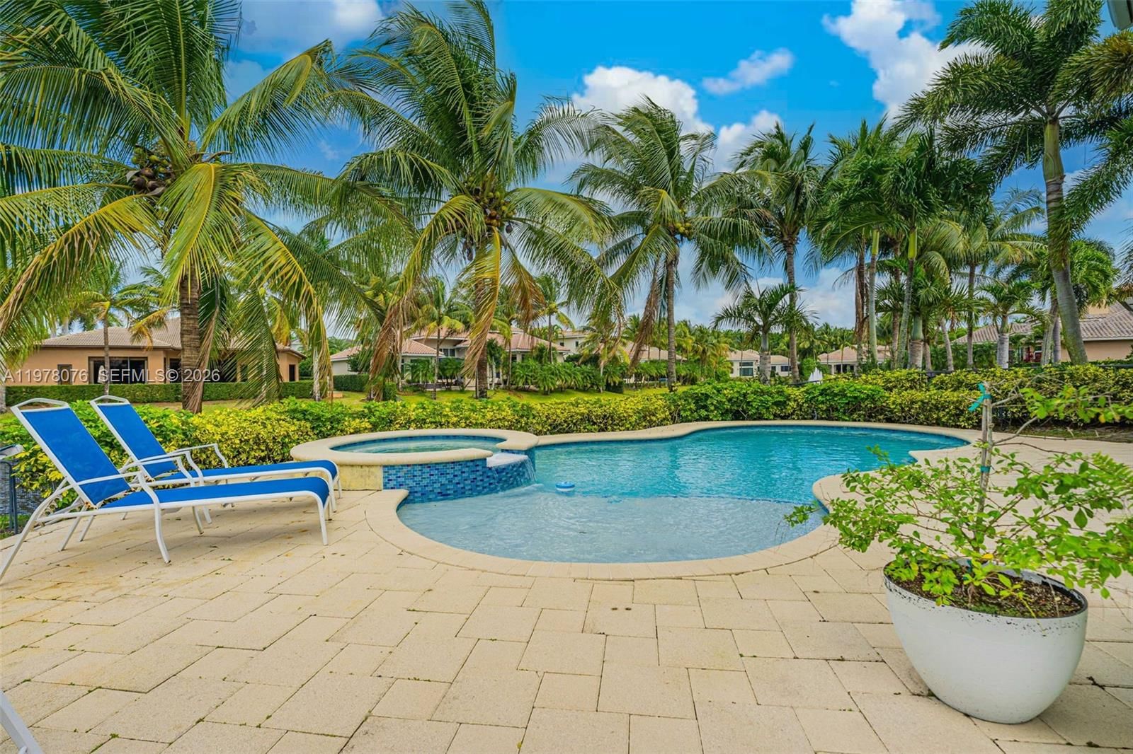 10221 BLUE PALM ST - 57