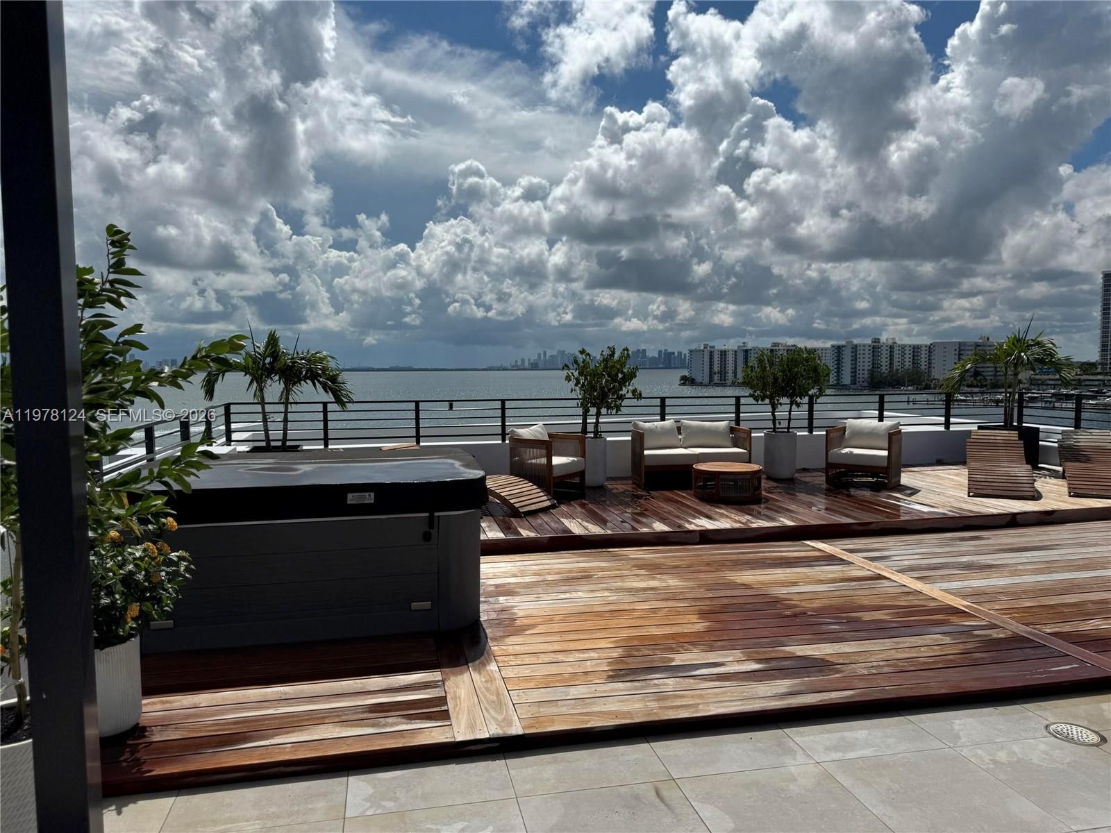 1930 BAY DR, Unit 4 - 21