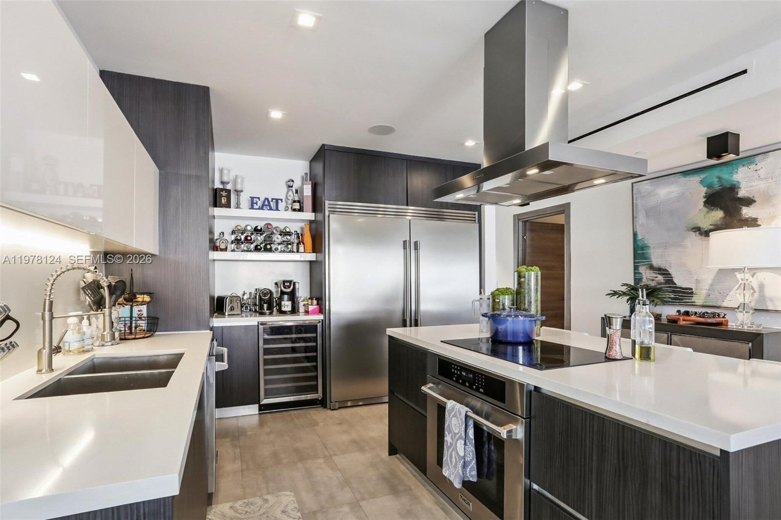 1930 BAY DR, Unit 4 - 37