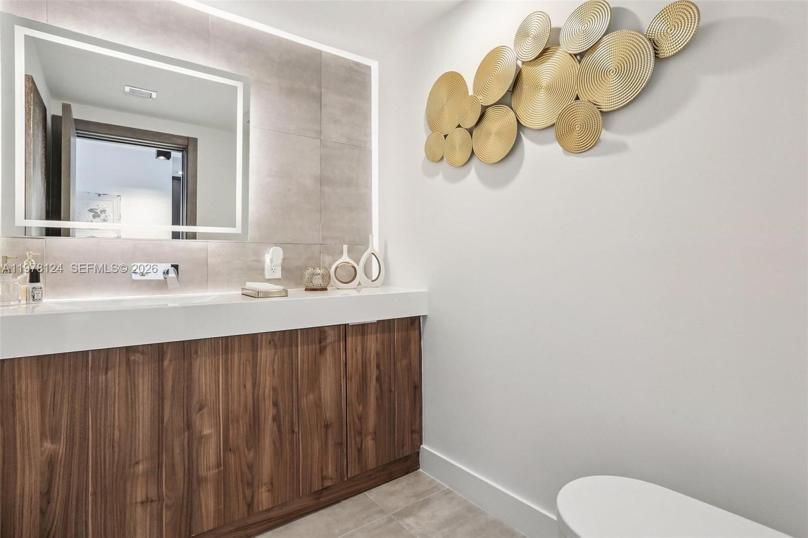 1930 BAY DR, Unit 4 - 40