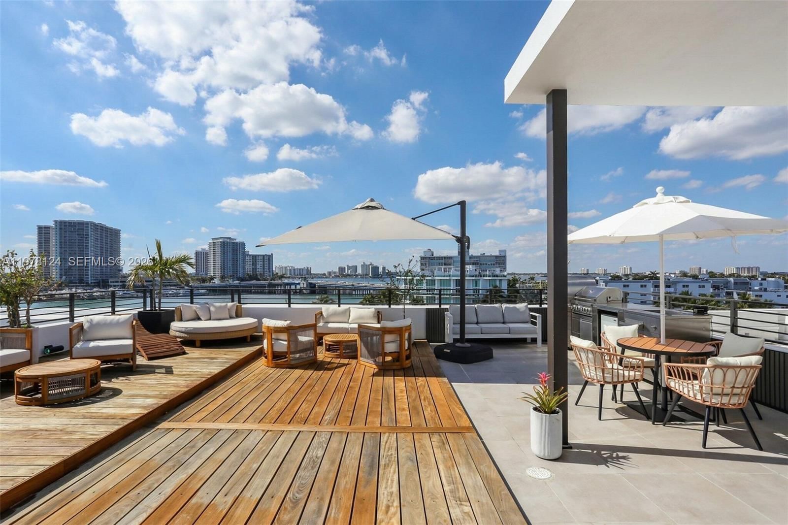 1930 BAY DR, Unit 4 - 59