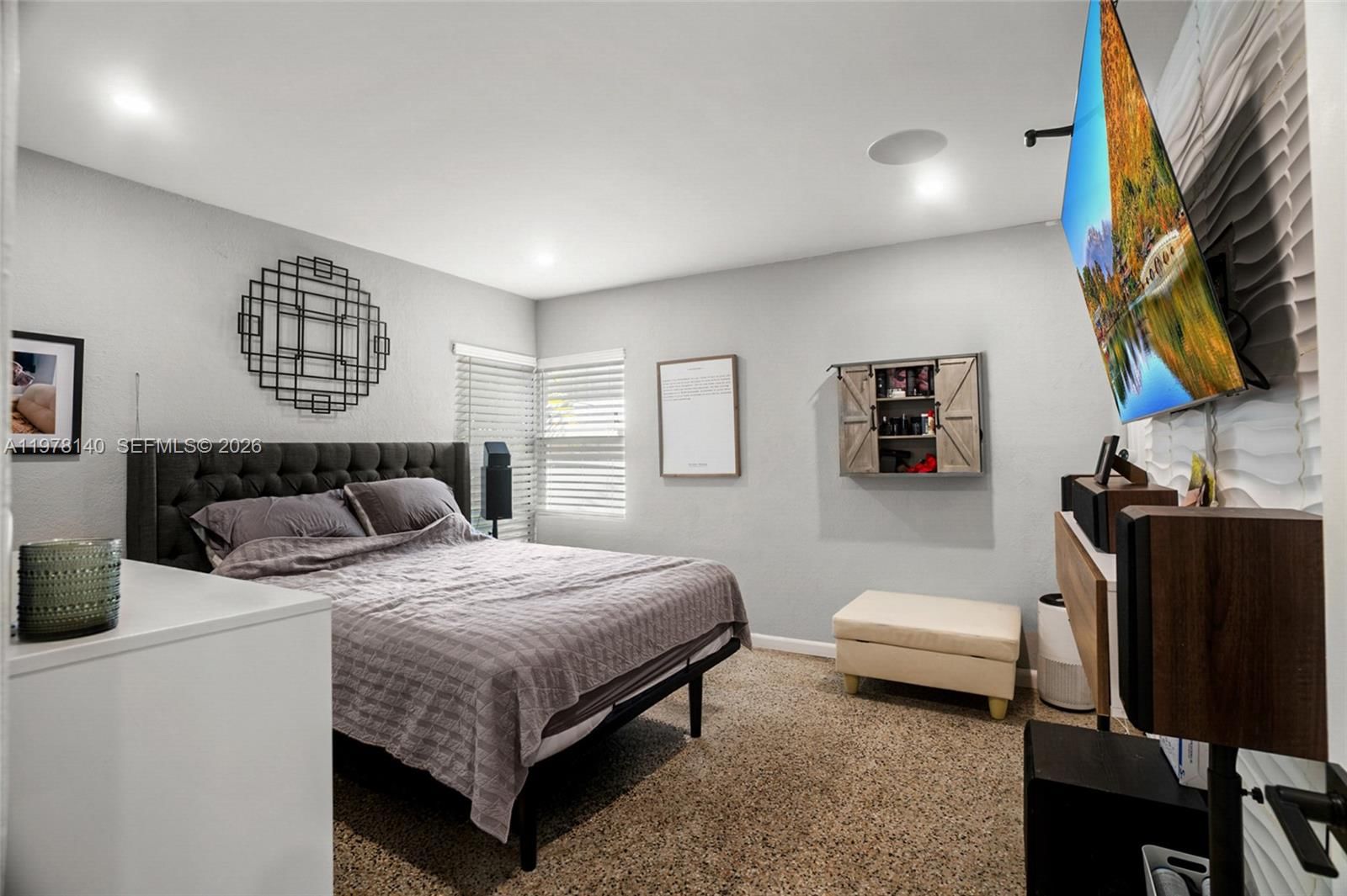 5324 NE 3rd Ter - 19