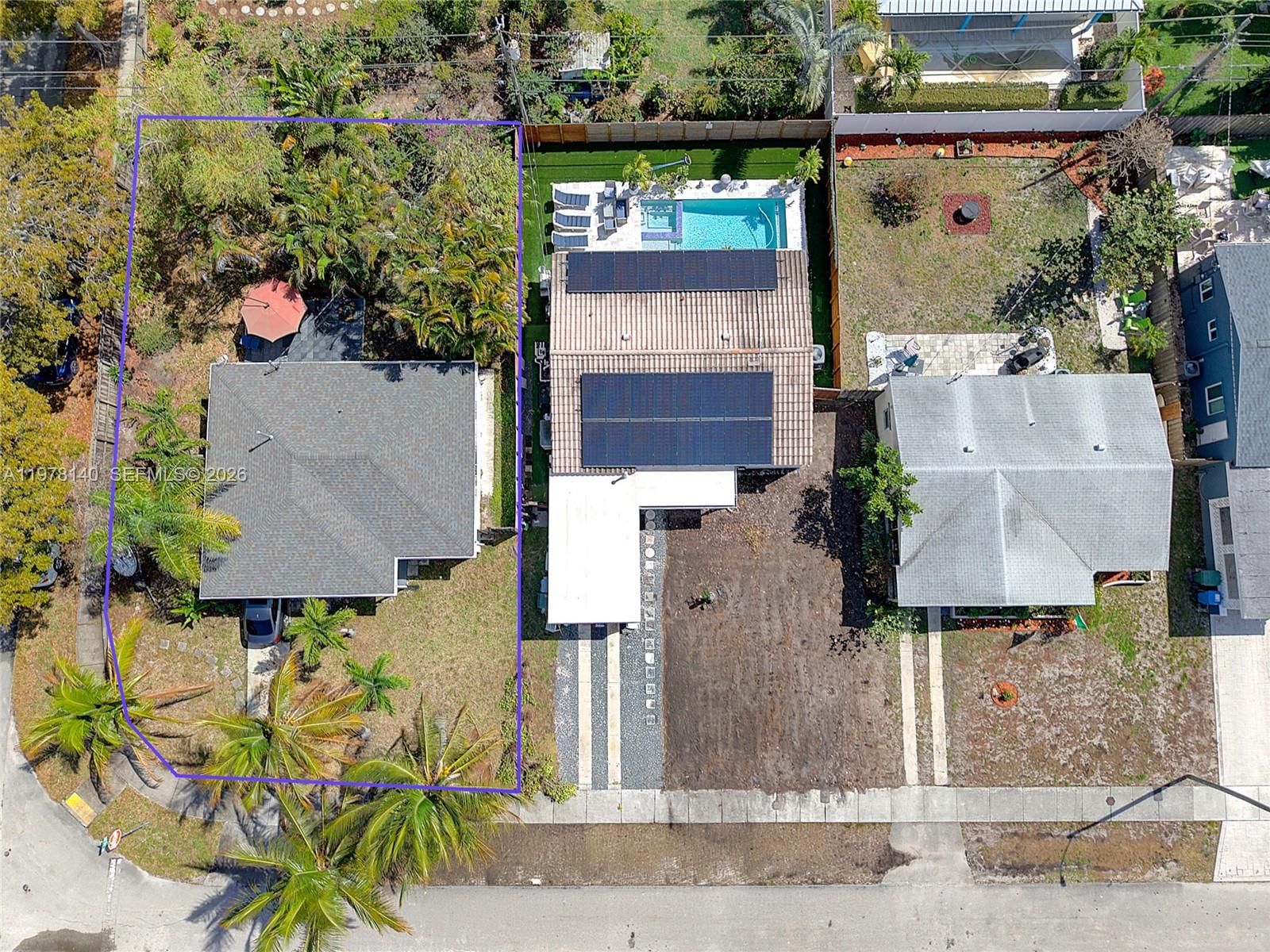 5324 NE 3rd Ter - 23