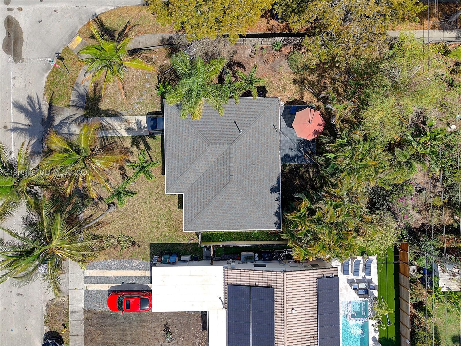 5324 NE 3rd Ter - 24