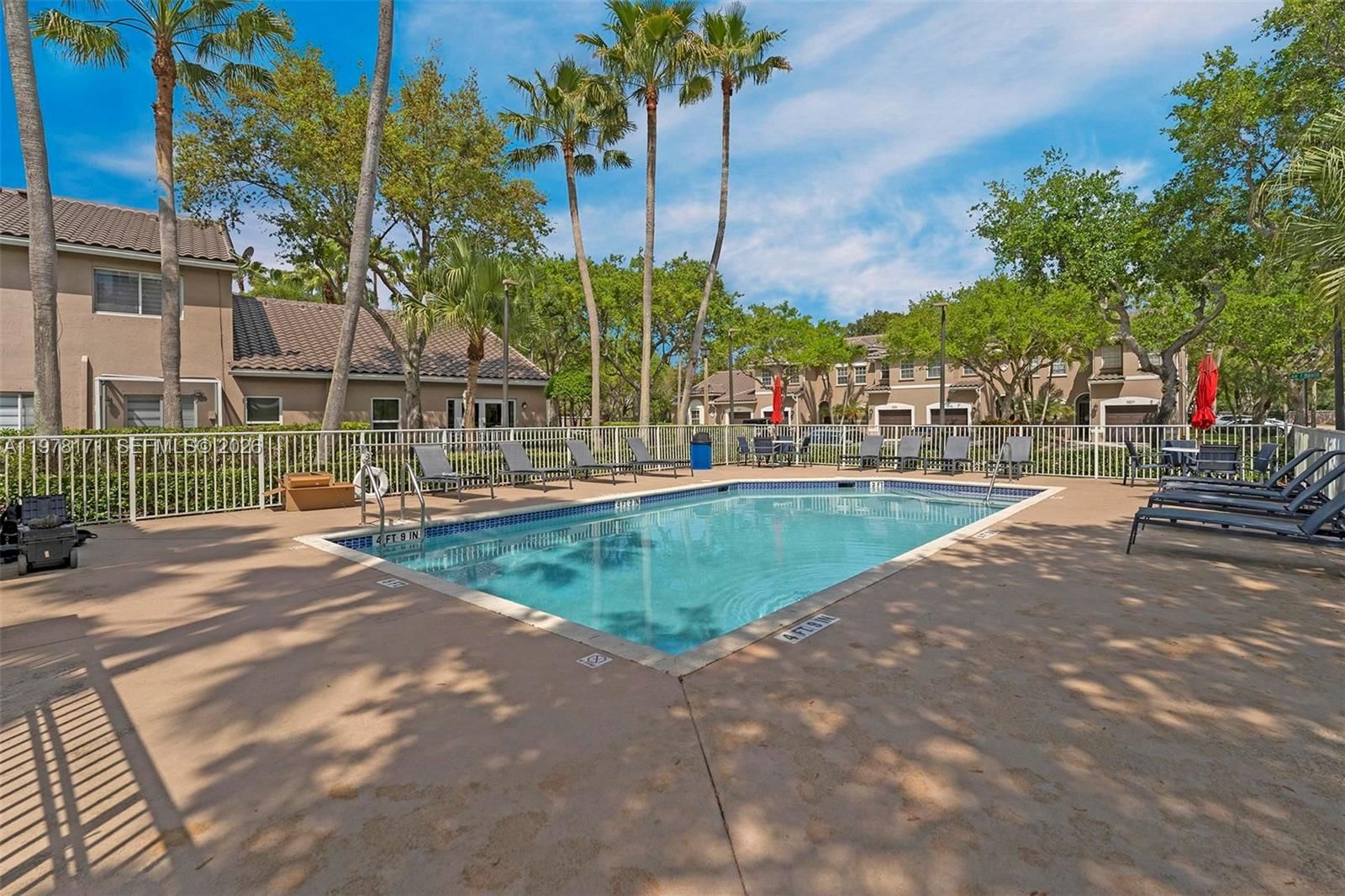 772 NW 132nd Ave - 31