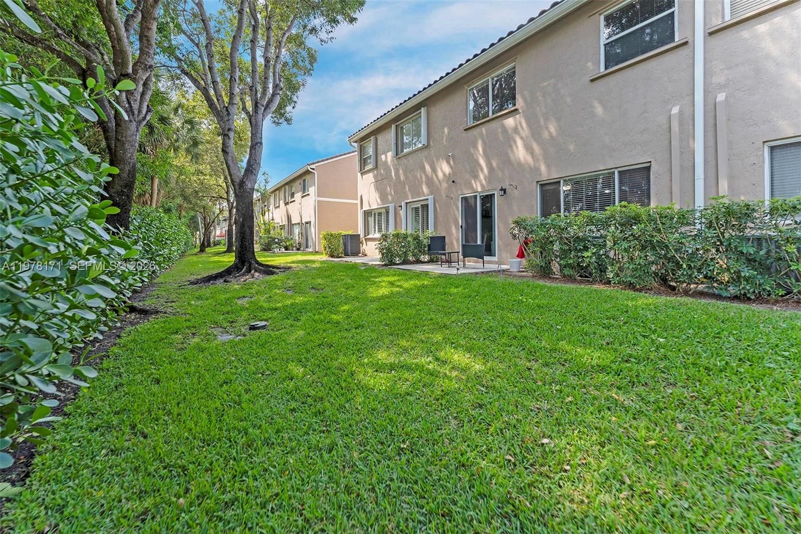 772 NW 132nd Ave - 33