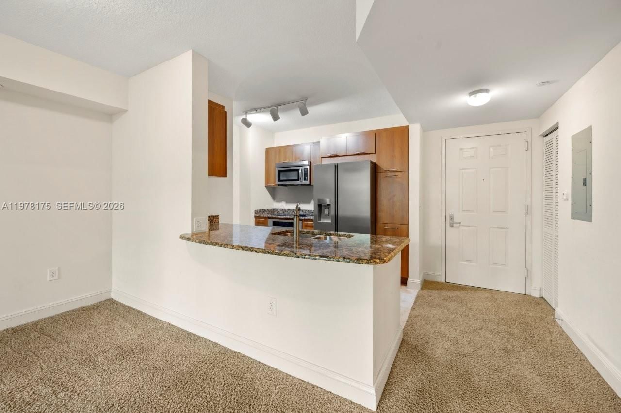 510 NW 84TH AVE, Unit 322 - 1