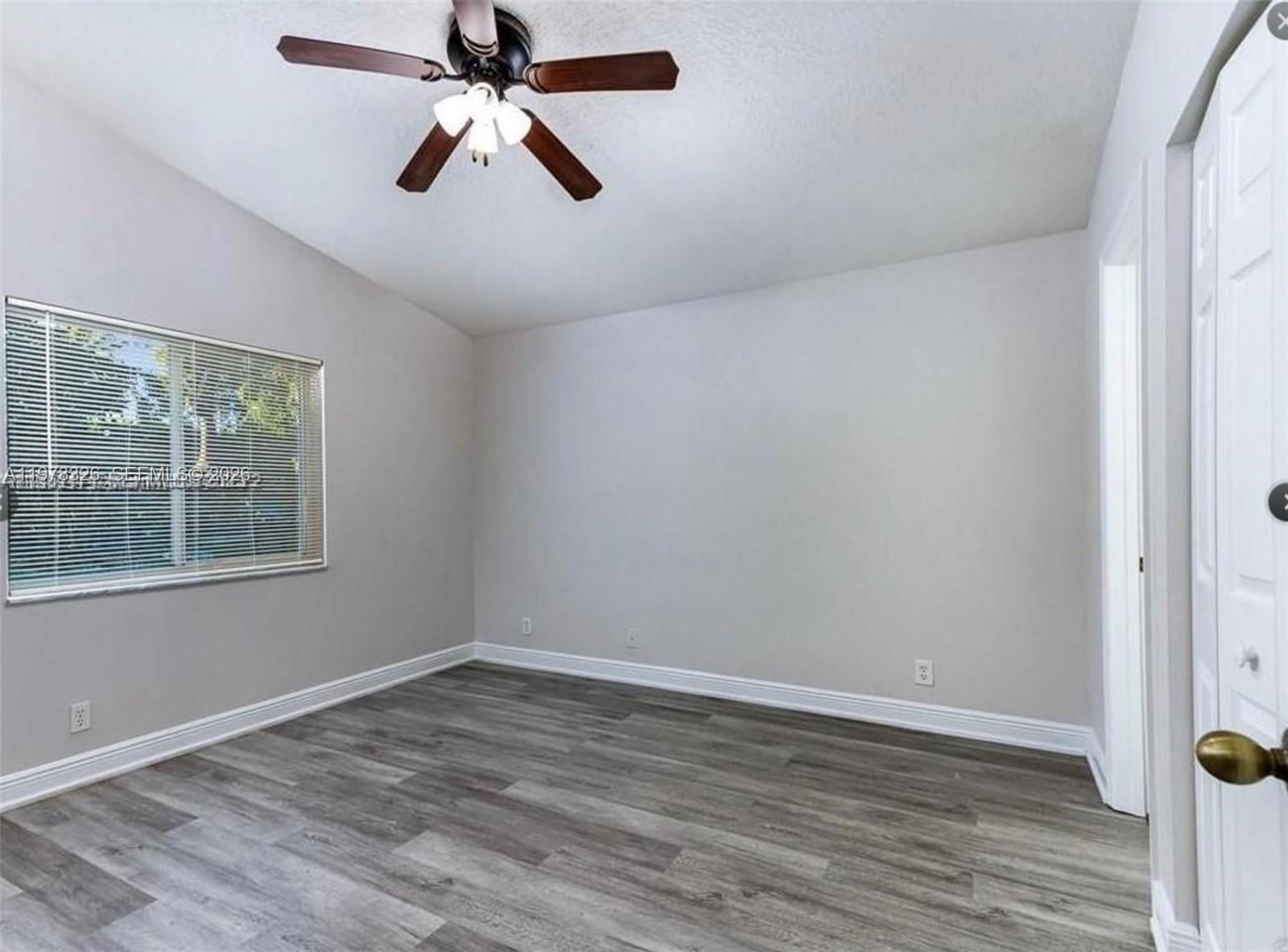 1213 SW 46th Way - 12