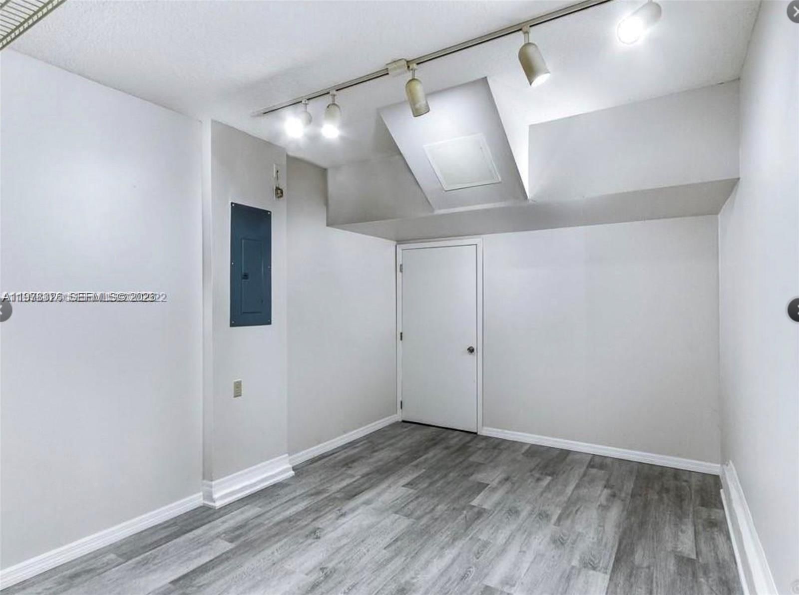 1213 SW 46th Way - 14