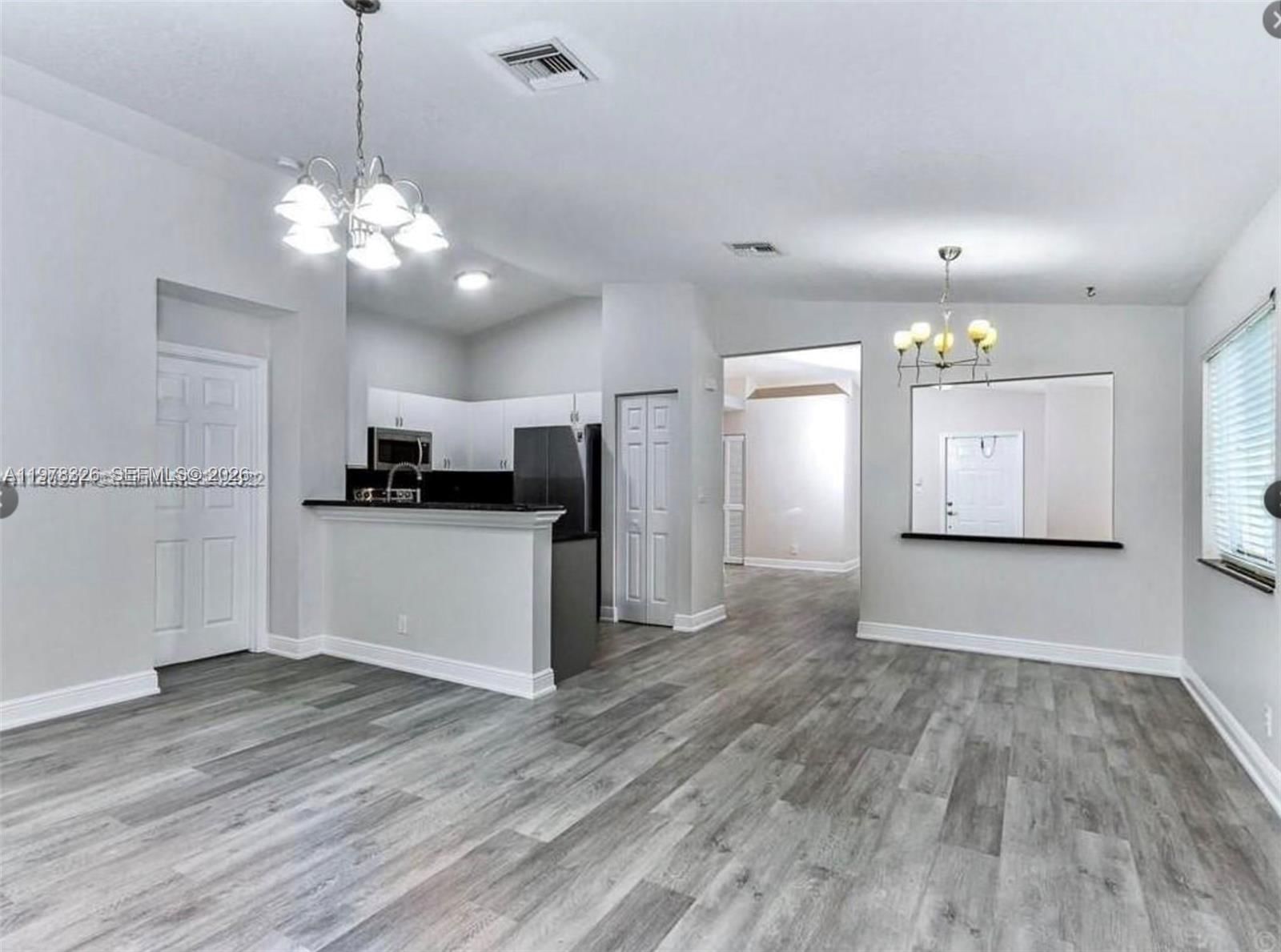 1213 SW 46th Way - 3