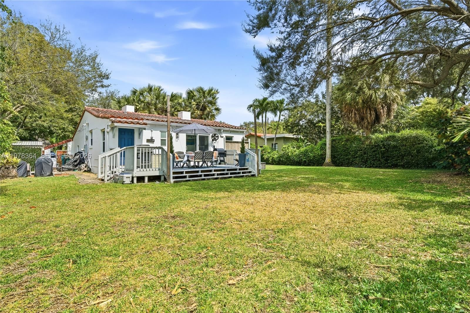 640 NE 115th St - 23