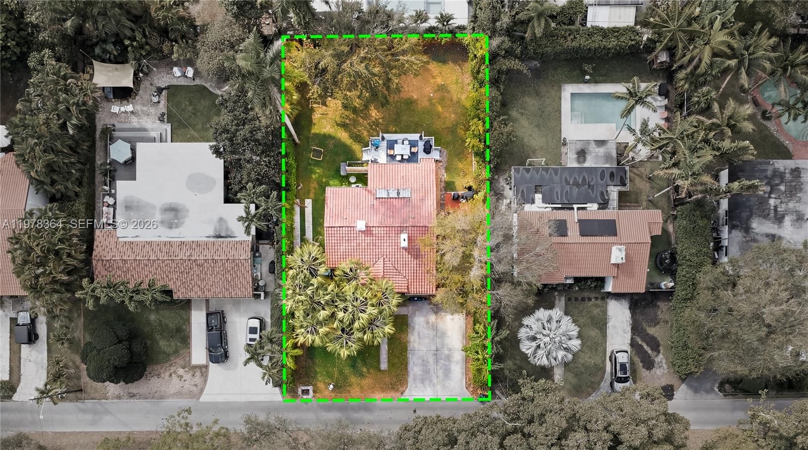 640 NE 115th St - 27