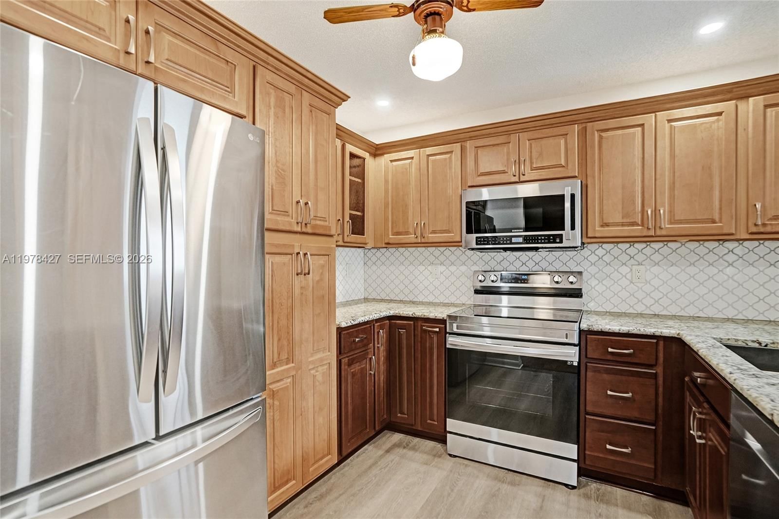 2541 N Carambola Cir N, Unit 1832 - 3