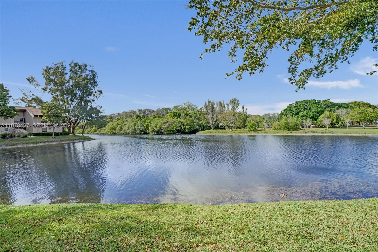 2541 N Carambola Cir N, Unit 1832 - 36