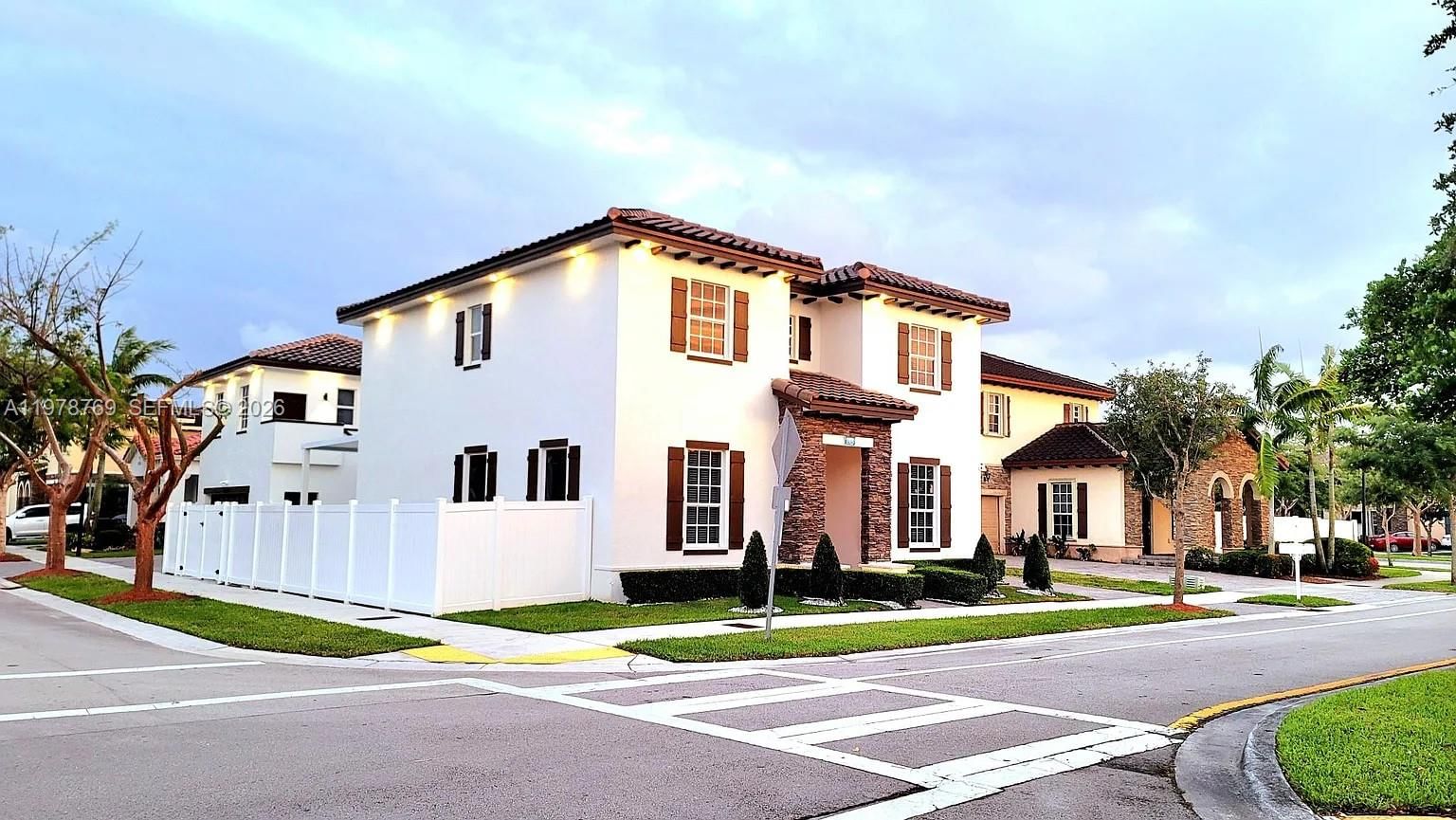 17070 SW 91ST ST - 1