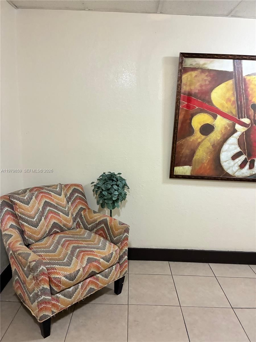 3680 INVERRARY DR, Unit 1T - 1