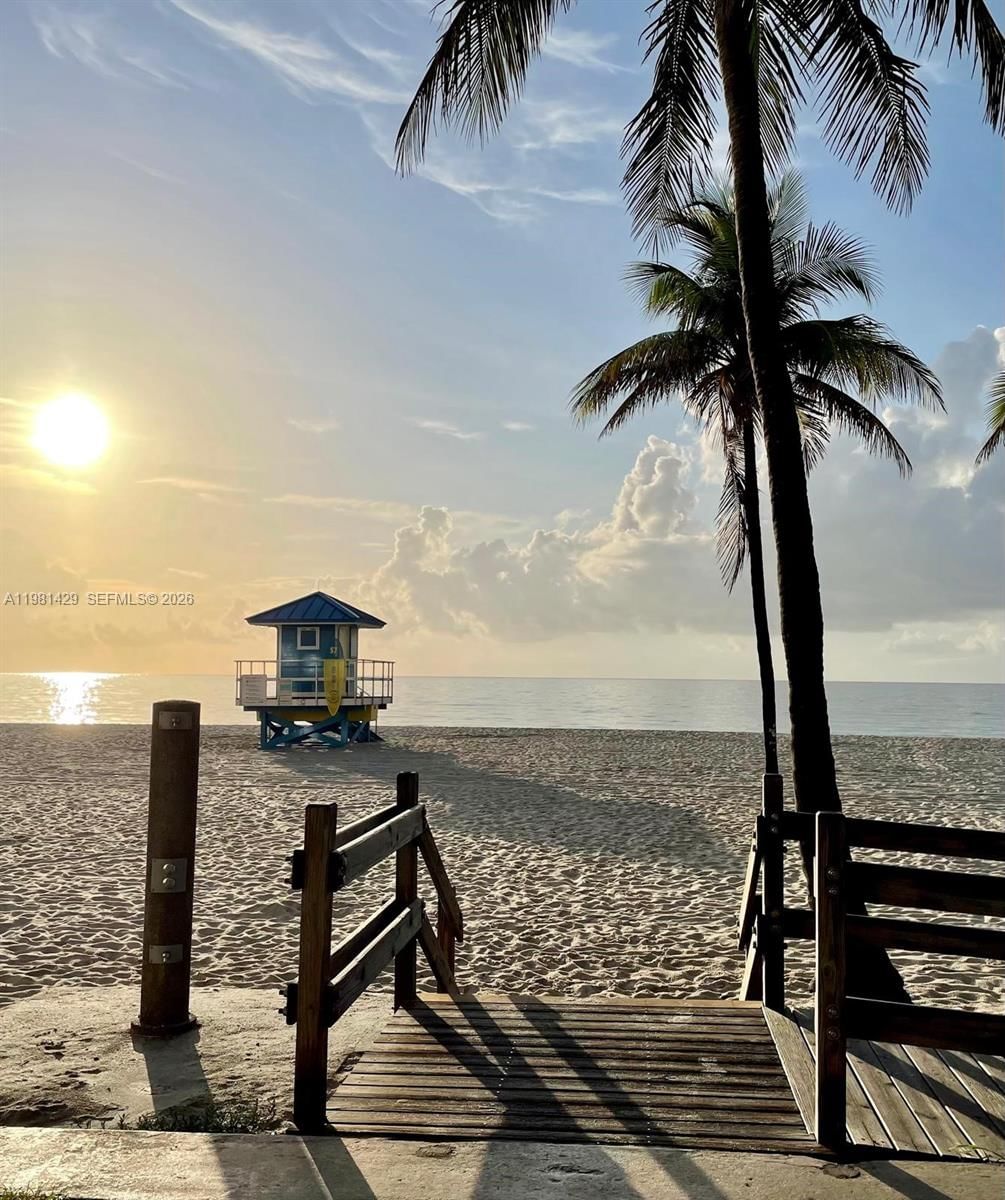 2200 S OCEAN DR, Unit N202 - 1