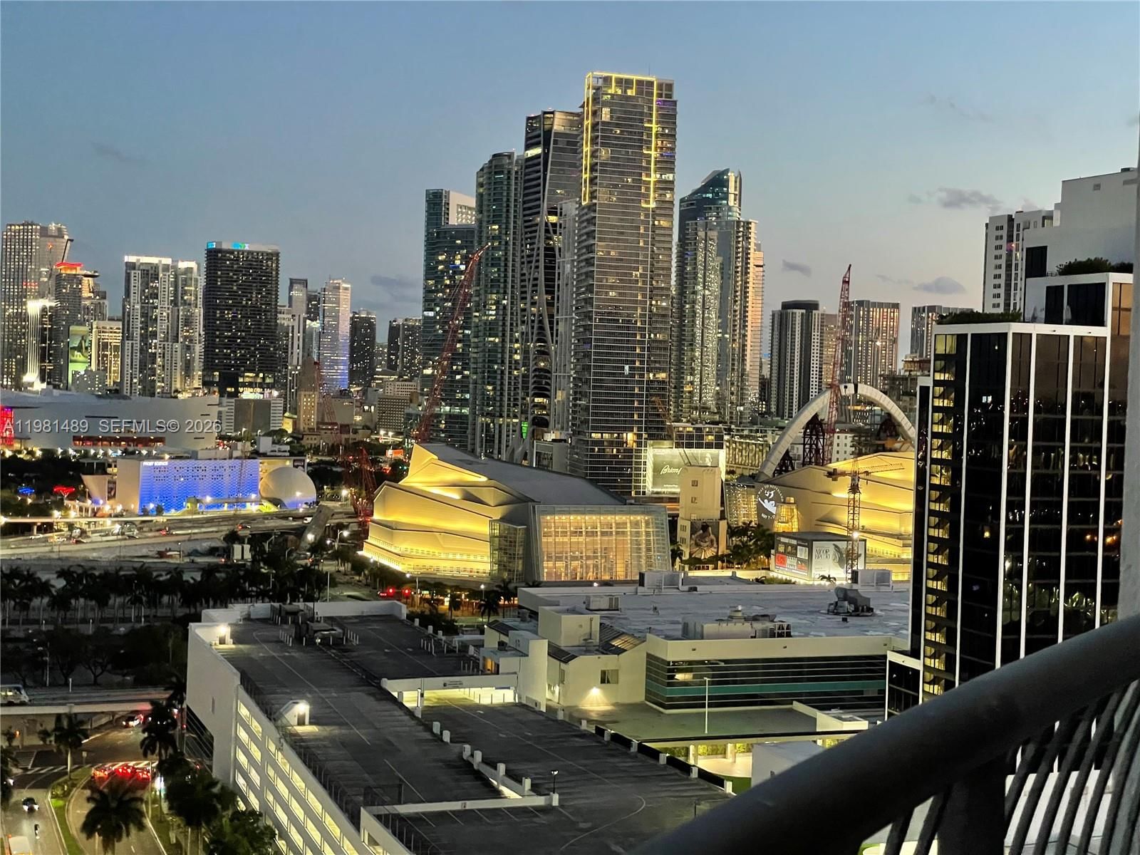 1750 N BAYSHORE DR, Unit 2814 - 1