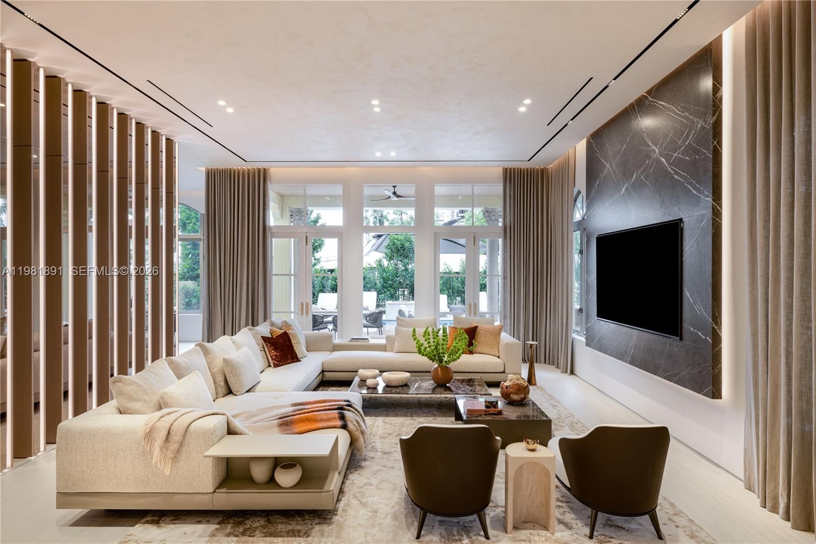 1522 ISLAND BLVD - 1