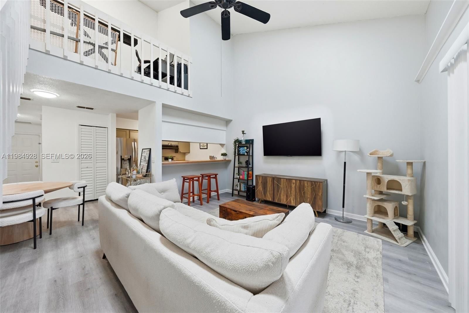 2738 TALLY-HO AVE - 1