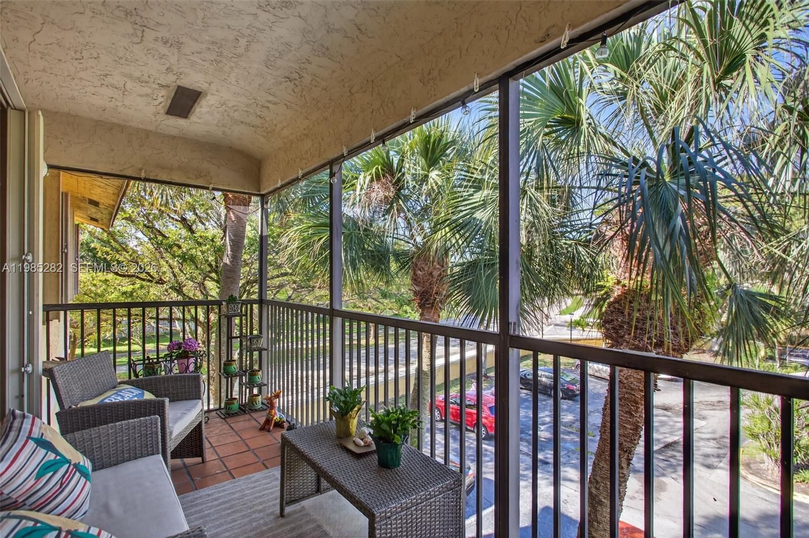 3001 N OAKLAND FOREST DR, Unit 302 - 1