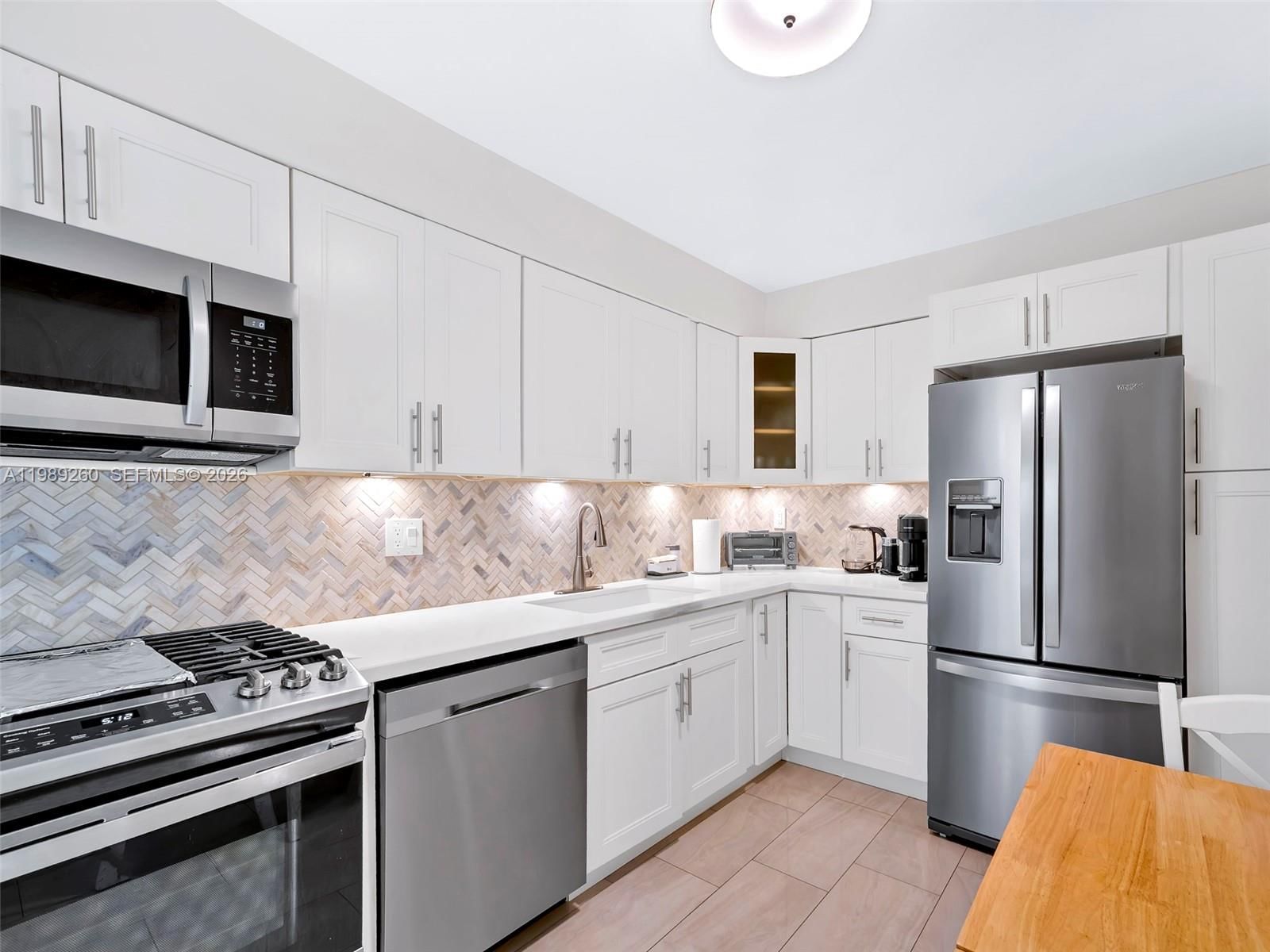 3140 S OCEAN DR, Unit 612 - 1