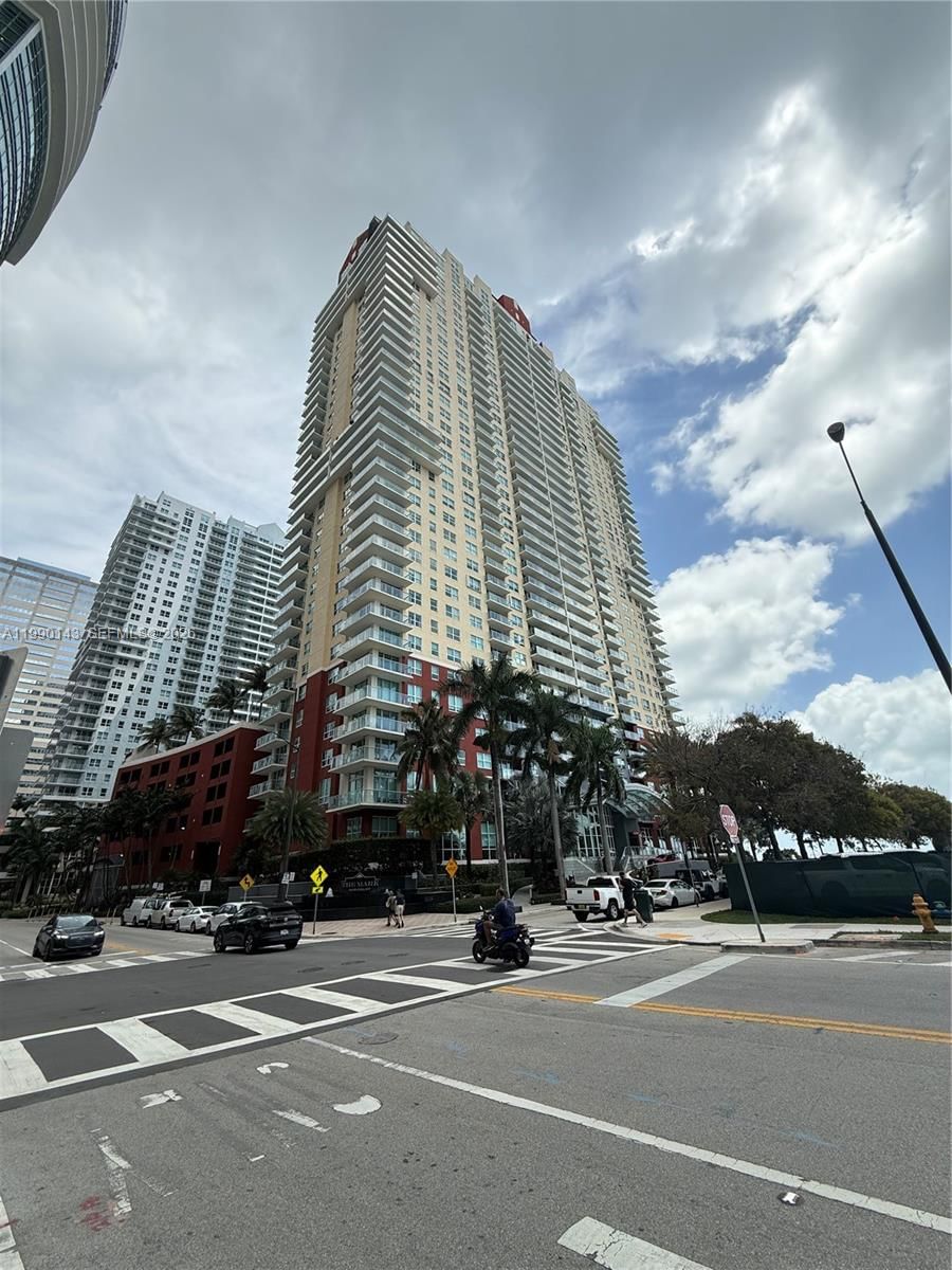 1155 BRICKELL BAY DR, Unit 1206 - 1