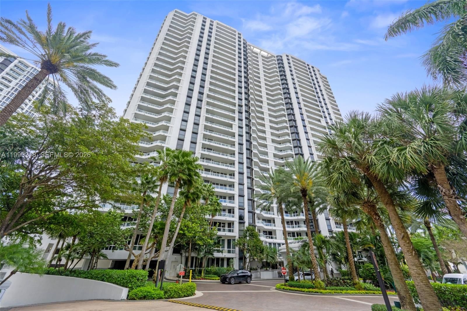 21055 YACHT CLUB DR, Unit 3002 - 1
