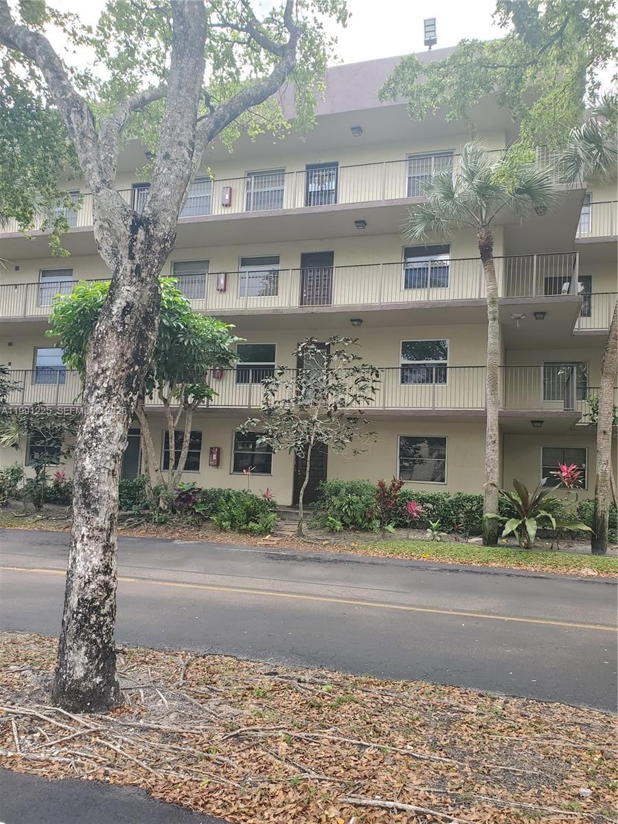 3301 NW 47TH TER, Unit 213 - 1