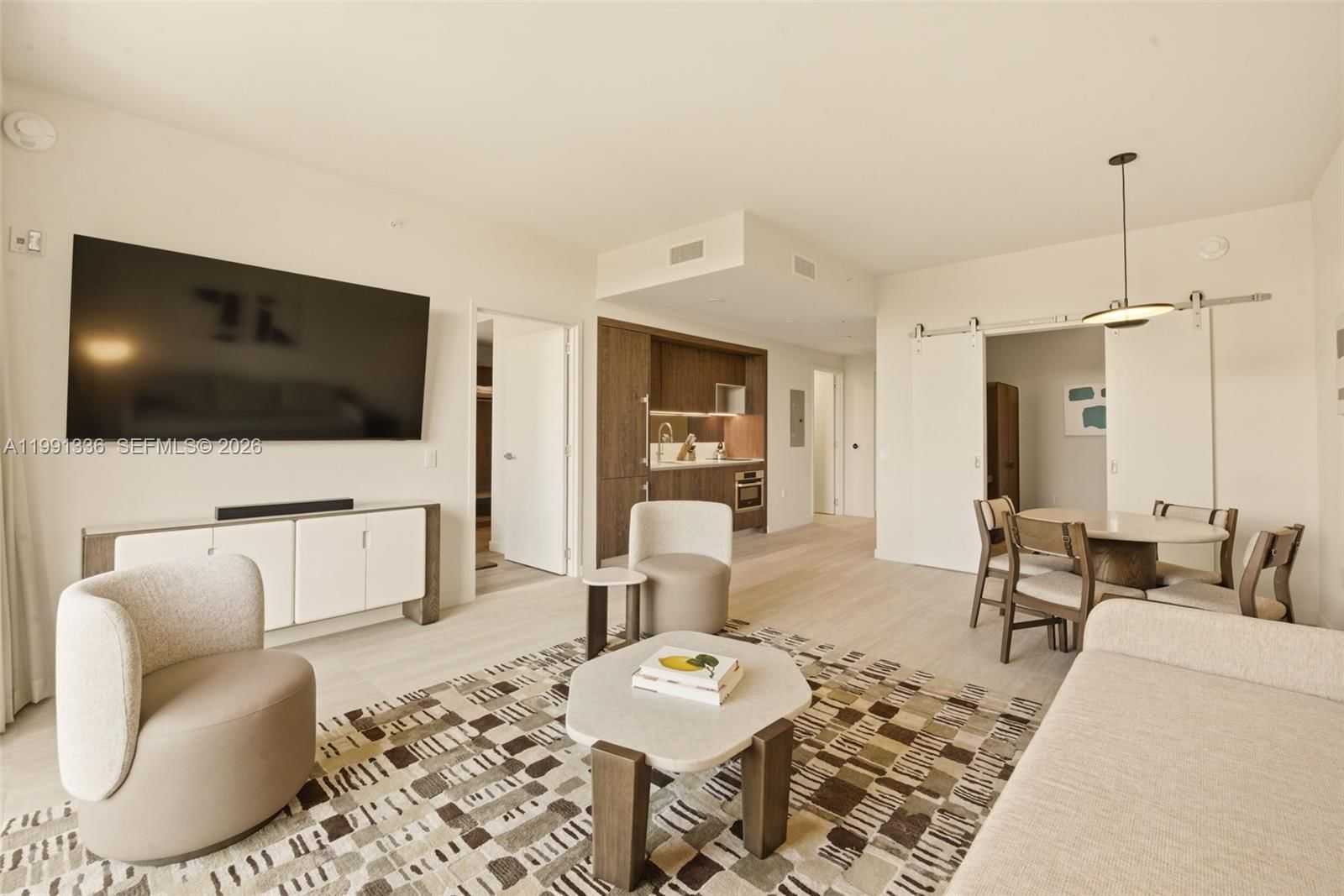 1611 SW 2ND AVE, Unit 301 - 1