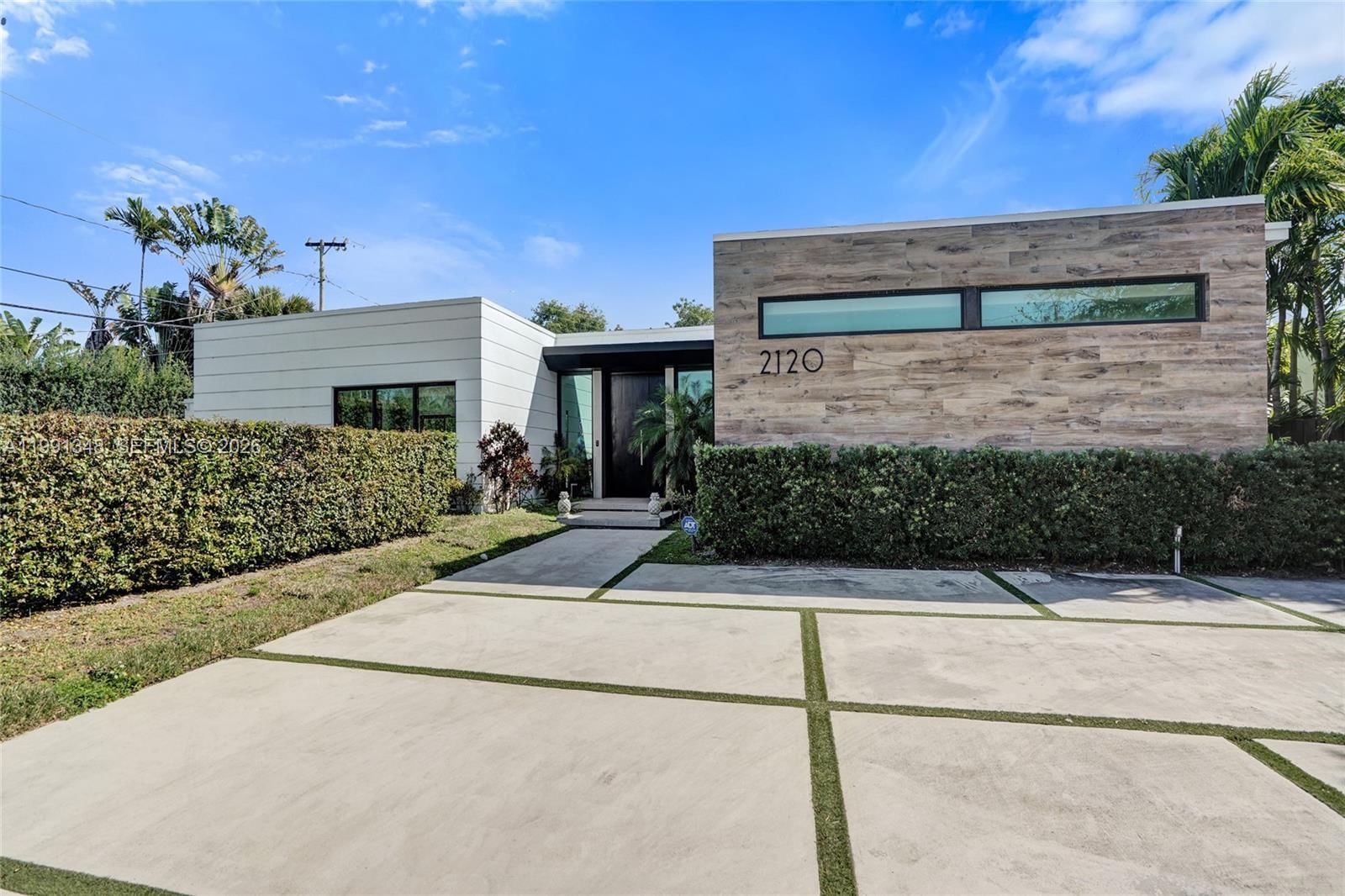 2120 NE 197TH TER - 1