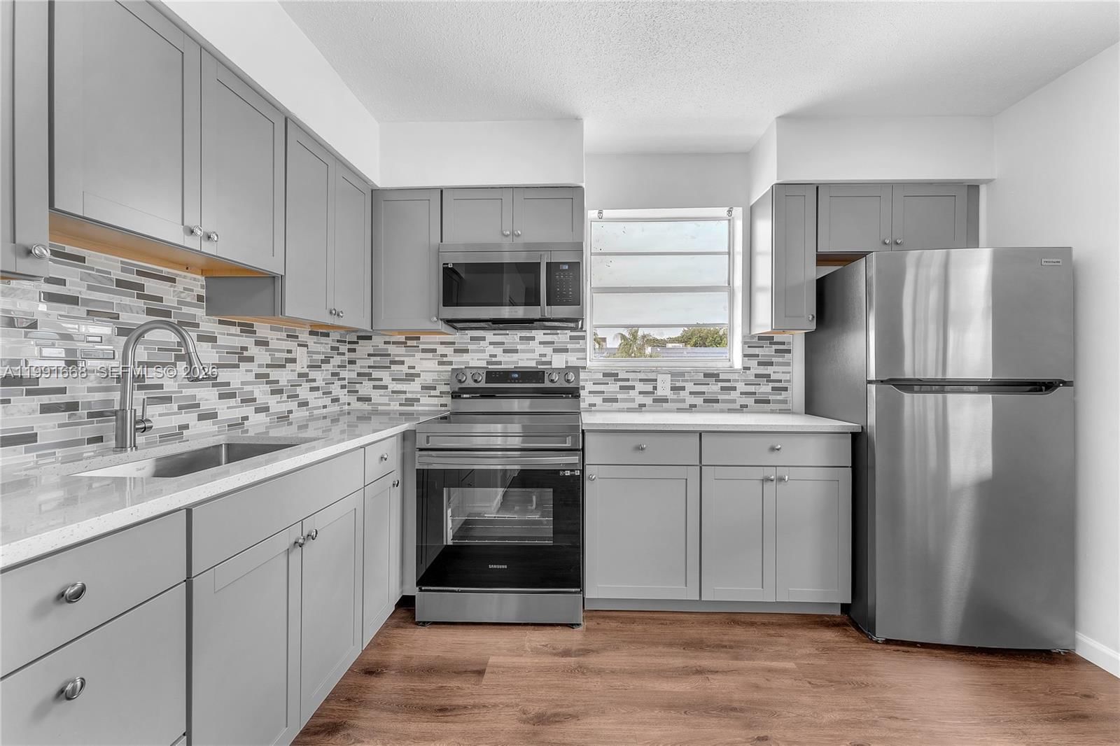 3750 SW 59TH AVE, Unit 3 - 1