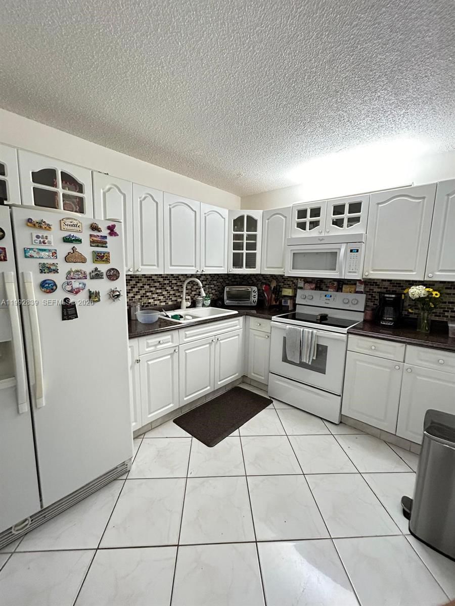 17000 NW 67TH AVE, Unit 123 - 1