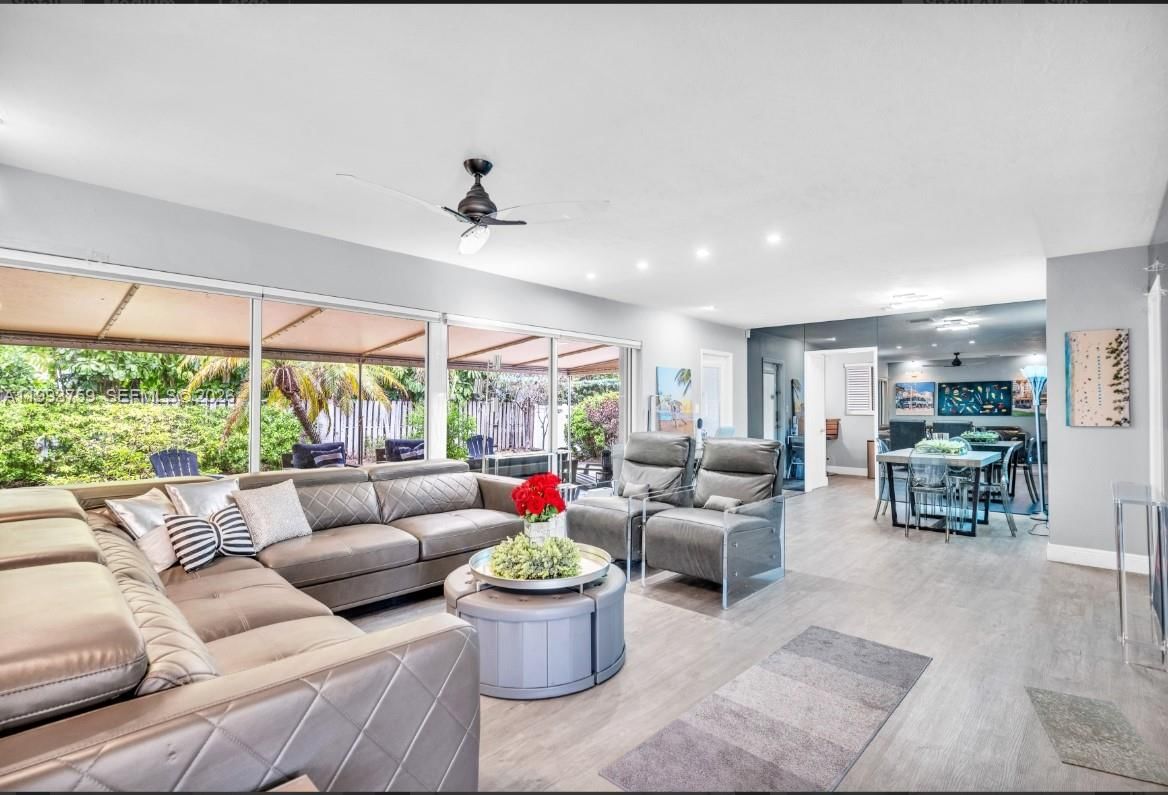 1799 SE 25TH AVE - 1