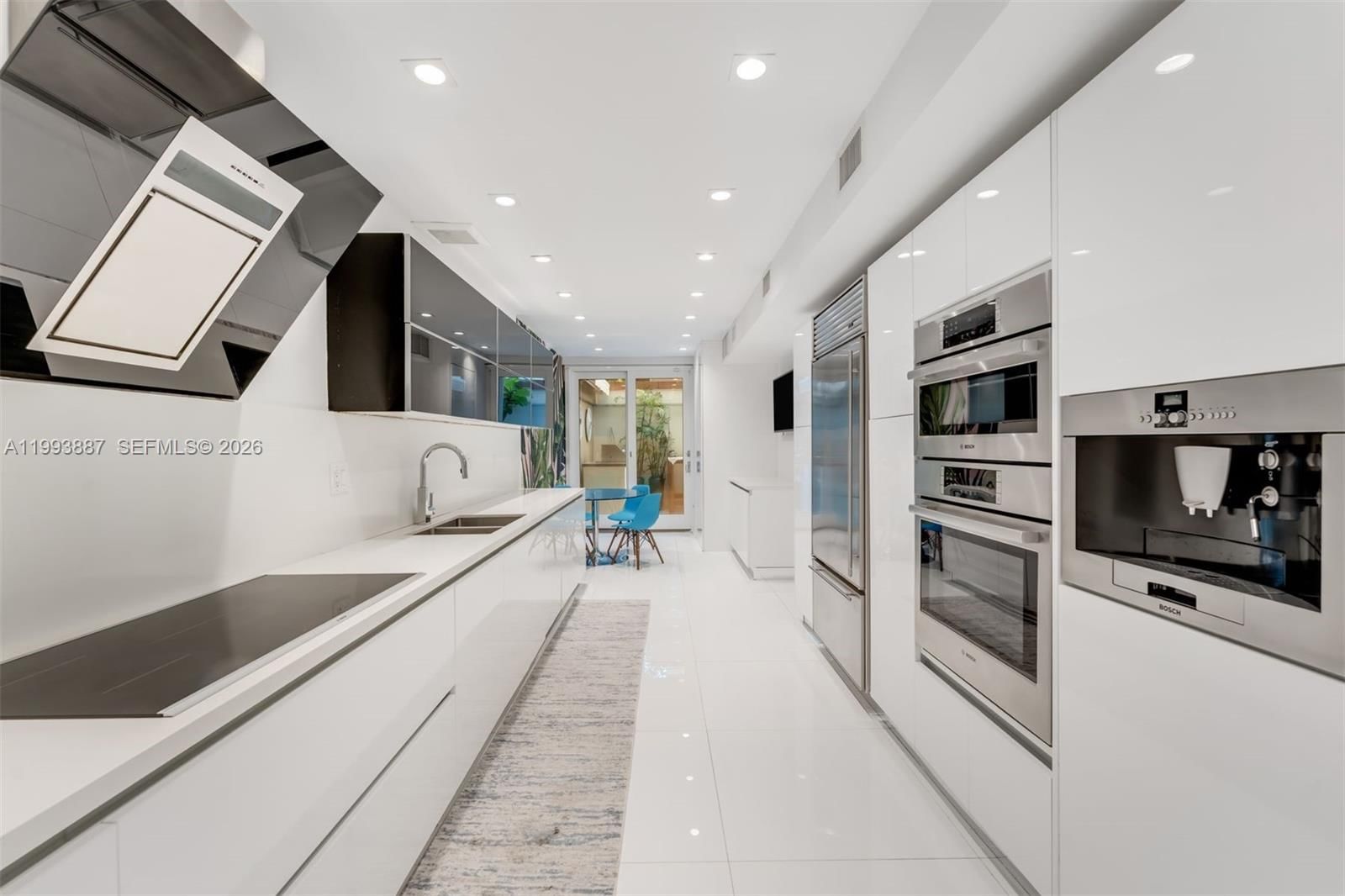 1524 NE Quayside Ter, Unit A4 - 1