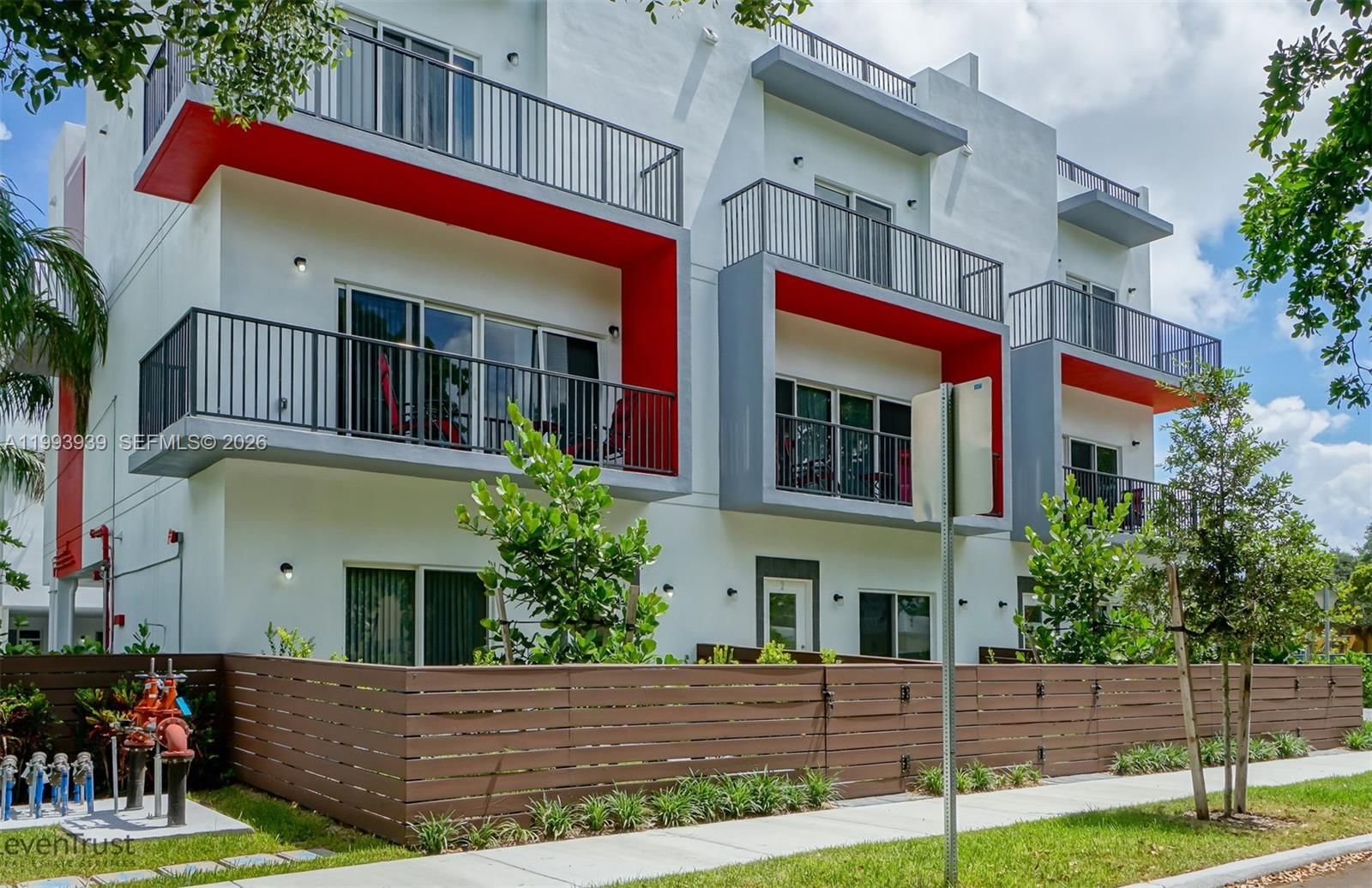 1813 MADISON ST, Unit 2 - 1