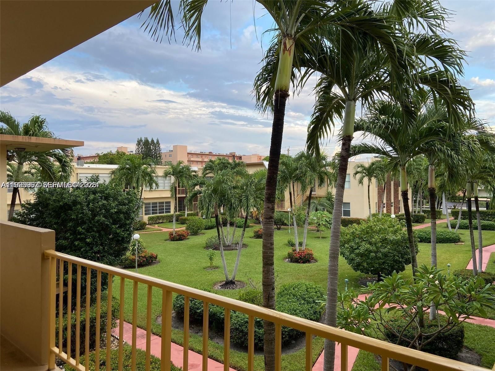 851 NE 14TH AVE, Unit 420 - 1