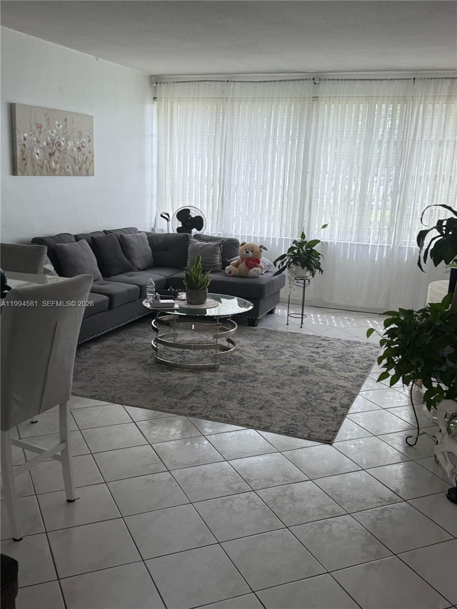 1481 NE MIAMI GARDENS DR, Unit 169 - 1