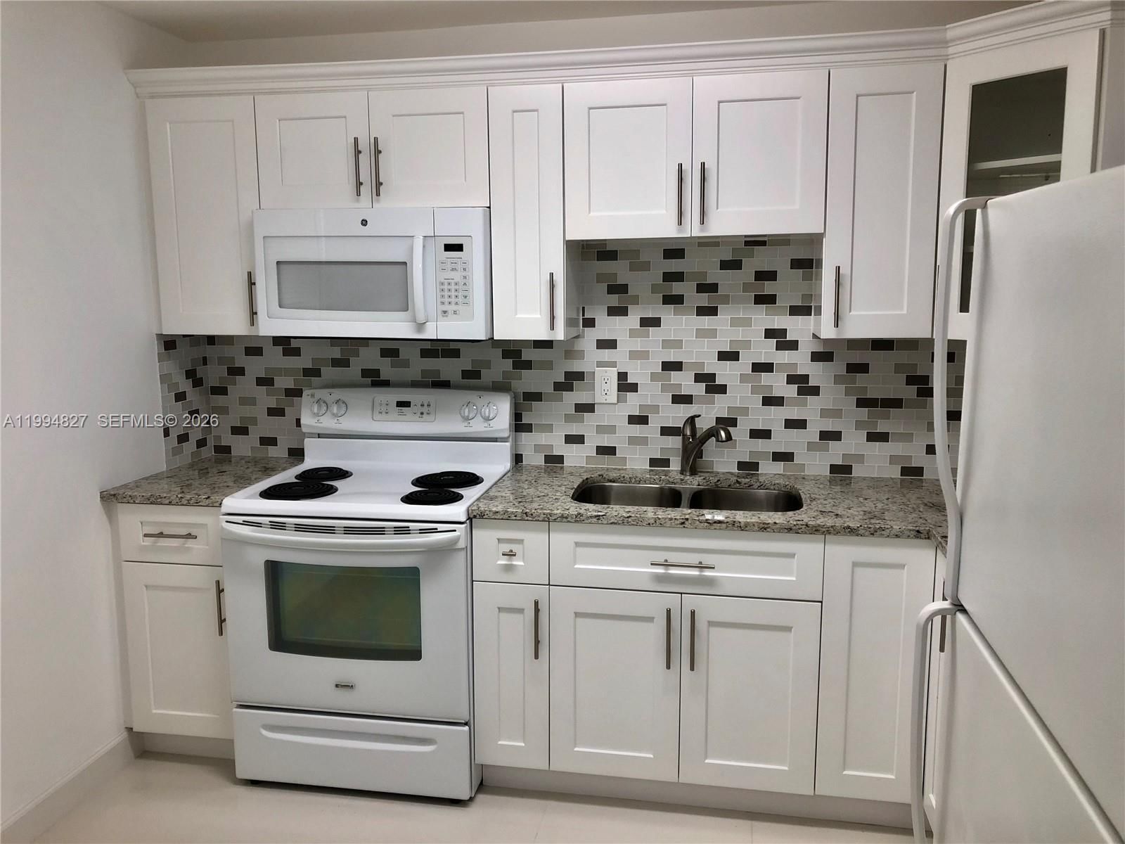 5530 N Lakewood Cir N, Unit 722 - 1