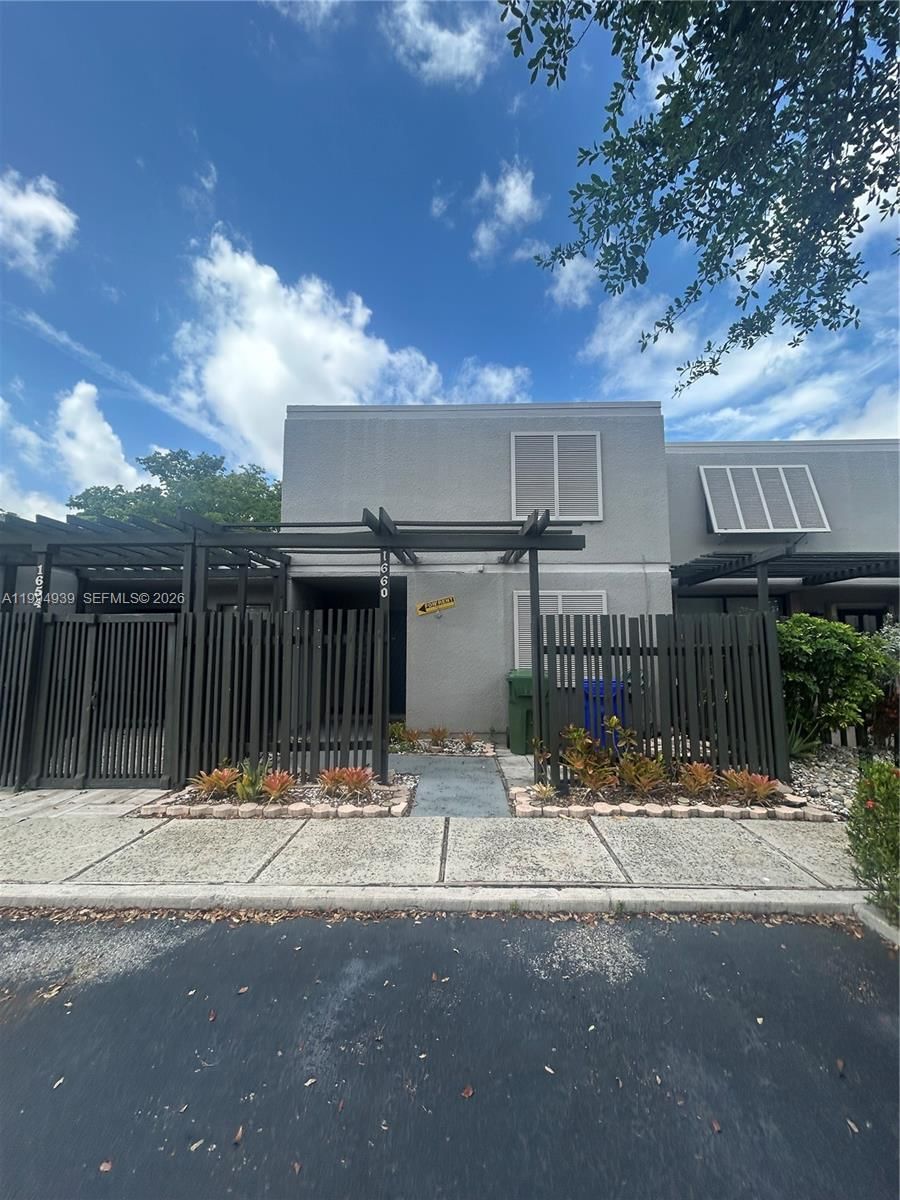 1660 NW 113TH WAY - 1