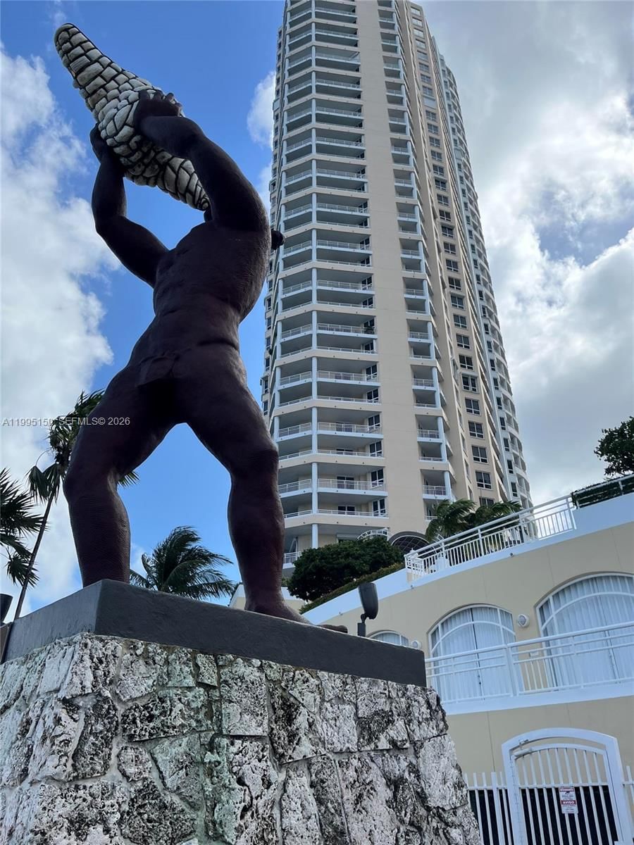 808 BRICKELL KEY DR, Unit 2002 - 1