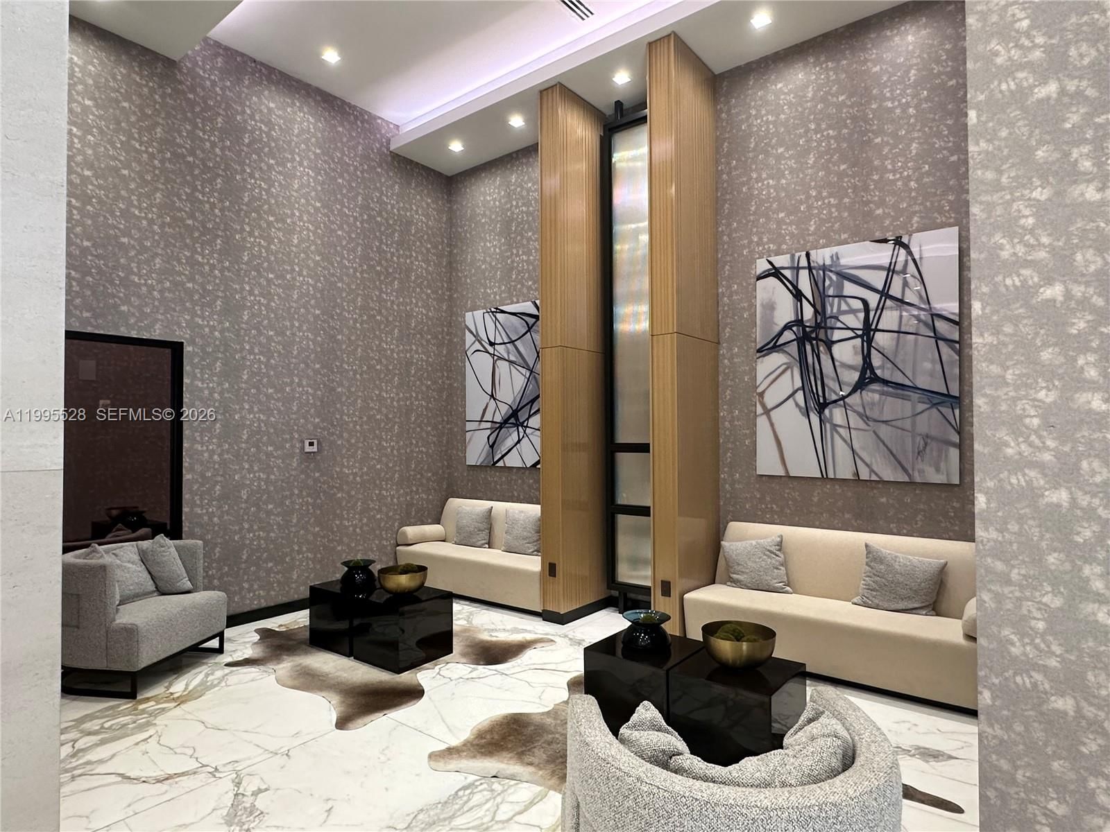 19500 TURNBERRY WAY, Unit 14C - 1