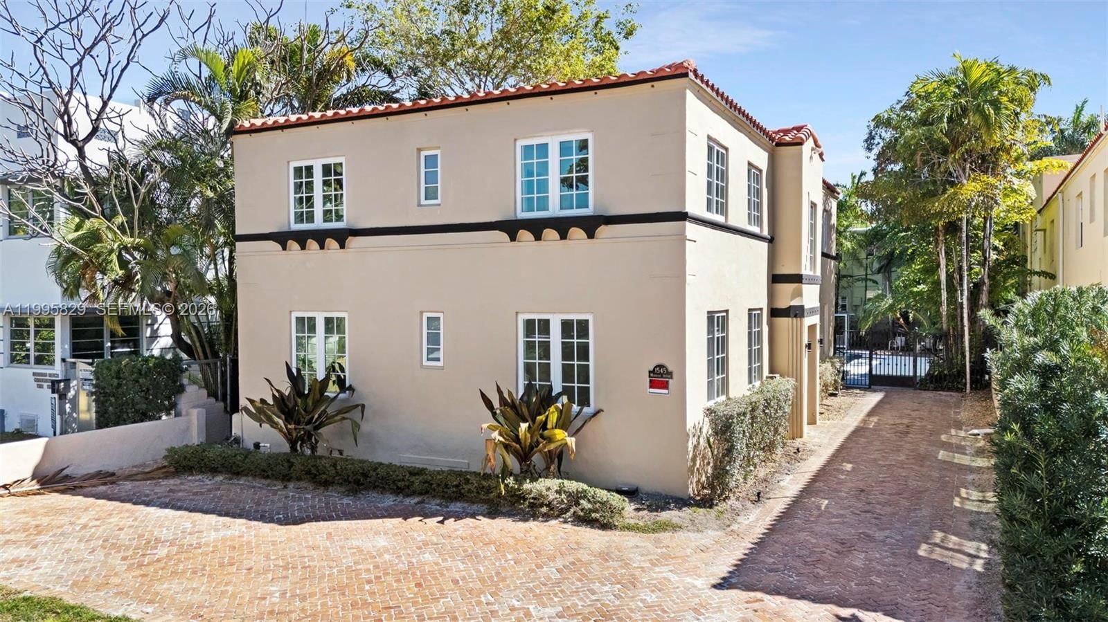 1545 MERIDIAN AVE - 1