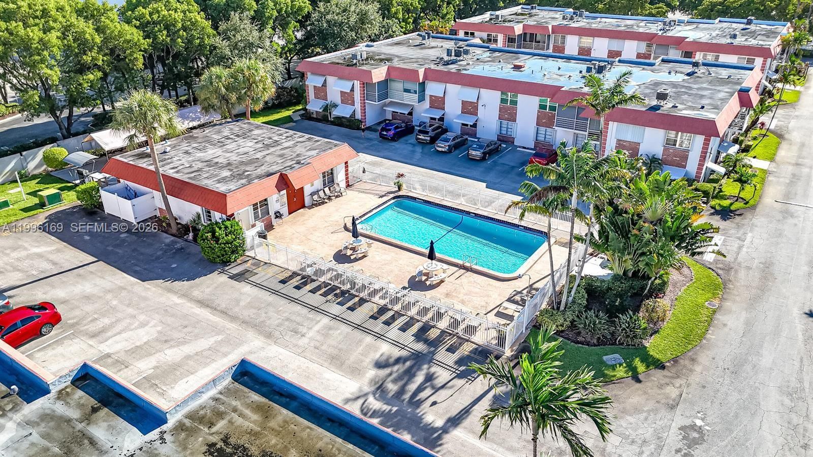 3550 NW 8th Ave, Unit 409 - 1